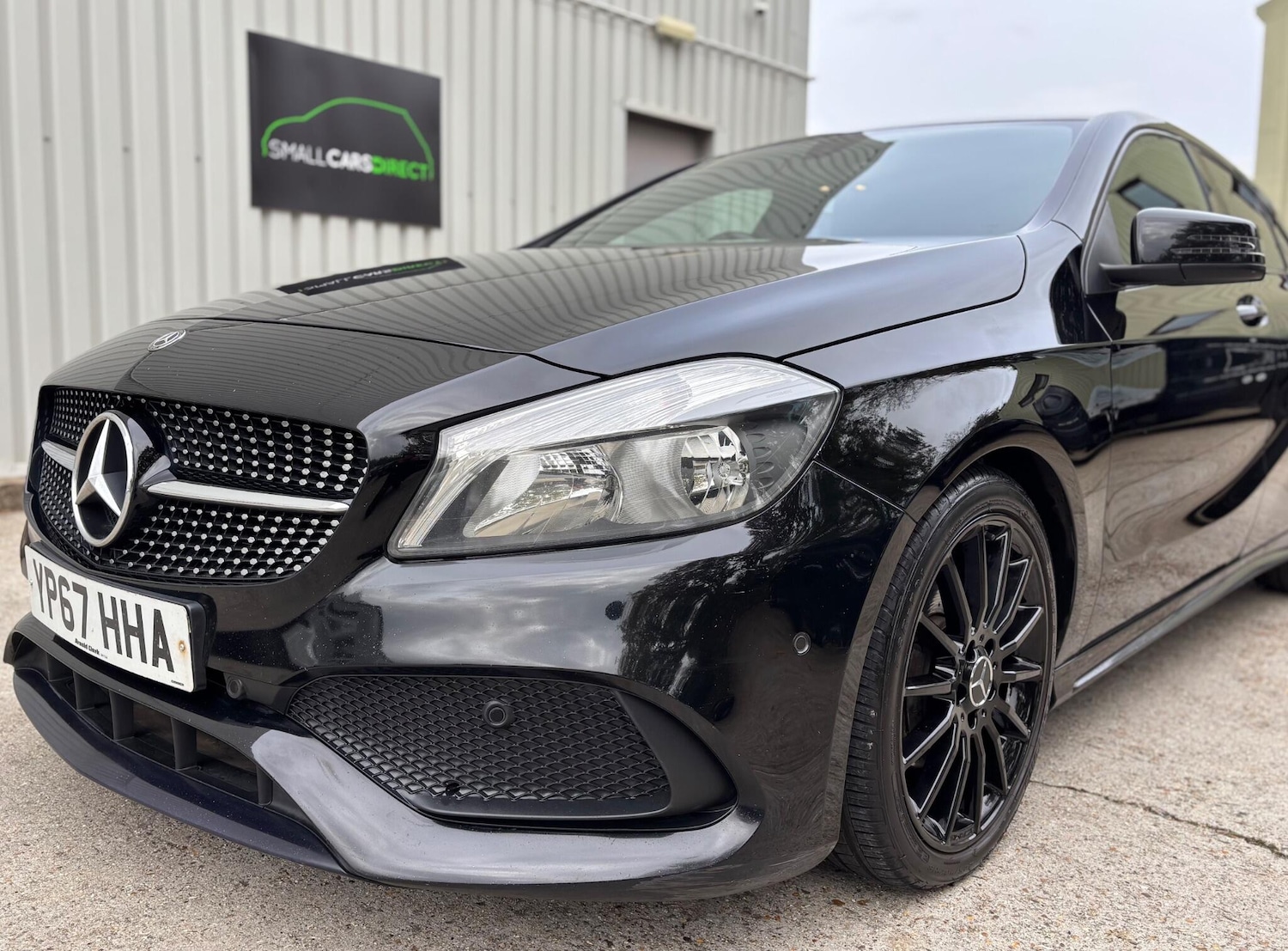 Used Mercedes-Benz A-Class 2017 for sale - 76647638: Photo 3