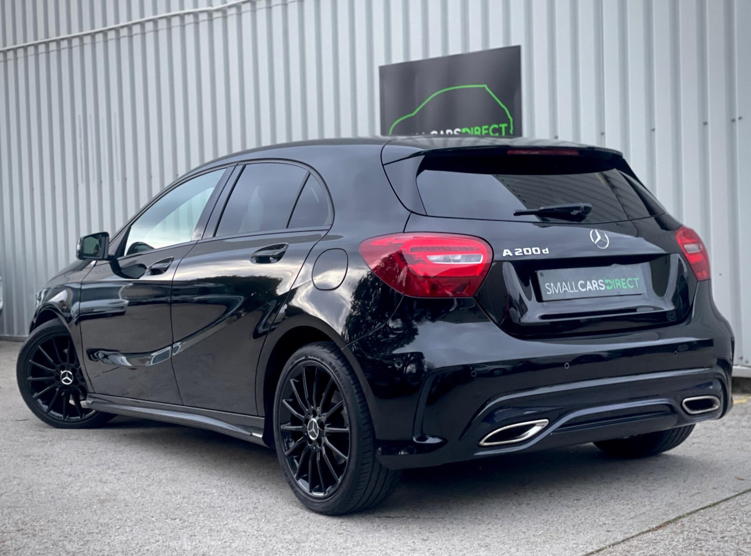 Used Mercedes-Benz A-Class 2017 for sale - 76647638: Photo 4