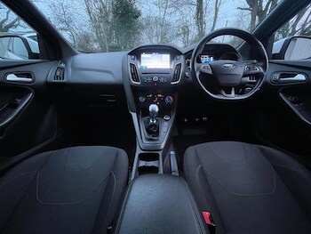 Used Ford Focus 2017 for sale - 78334228: Photo