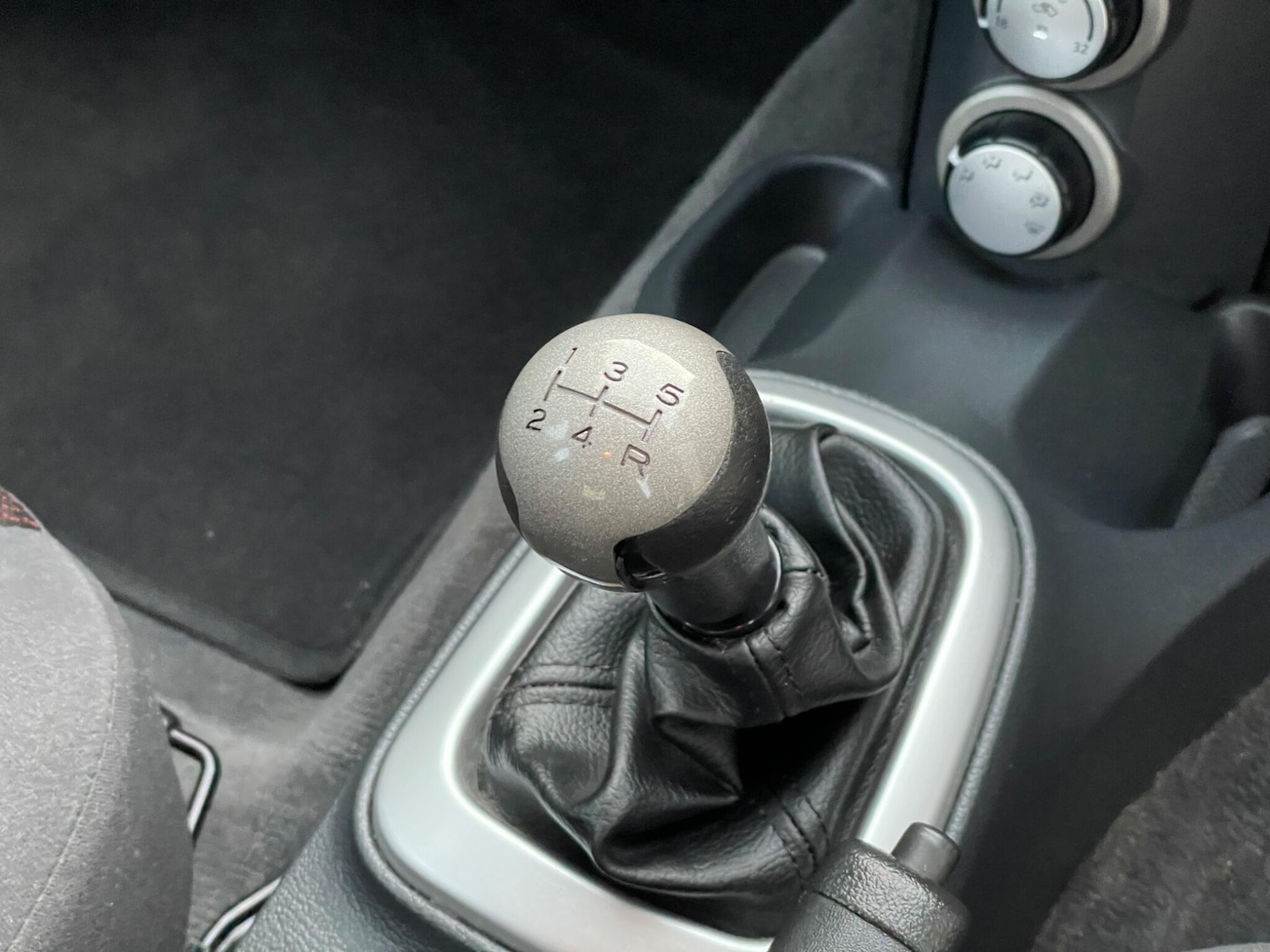 Used Proton GEN-2 2010 for sale - 76645004: Photo 79