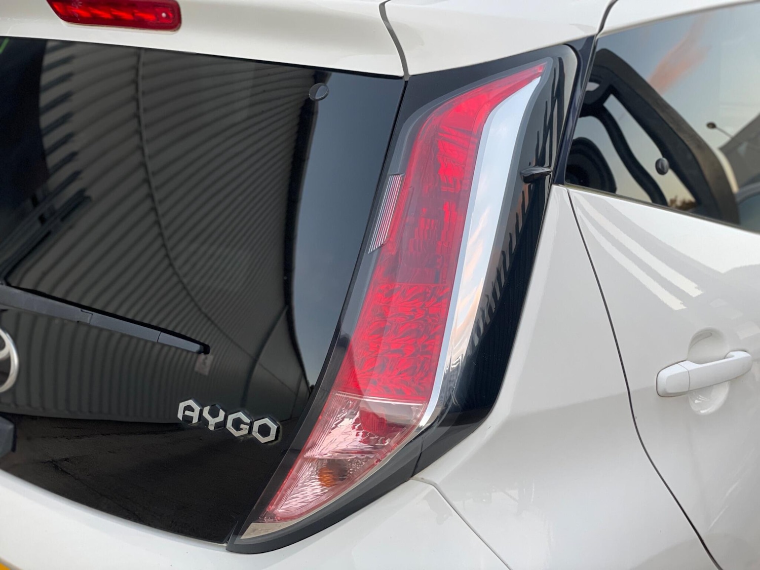 Used Toyota AYGO 2016 for sale - 76647645: Photo 100