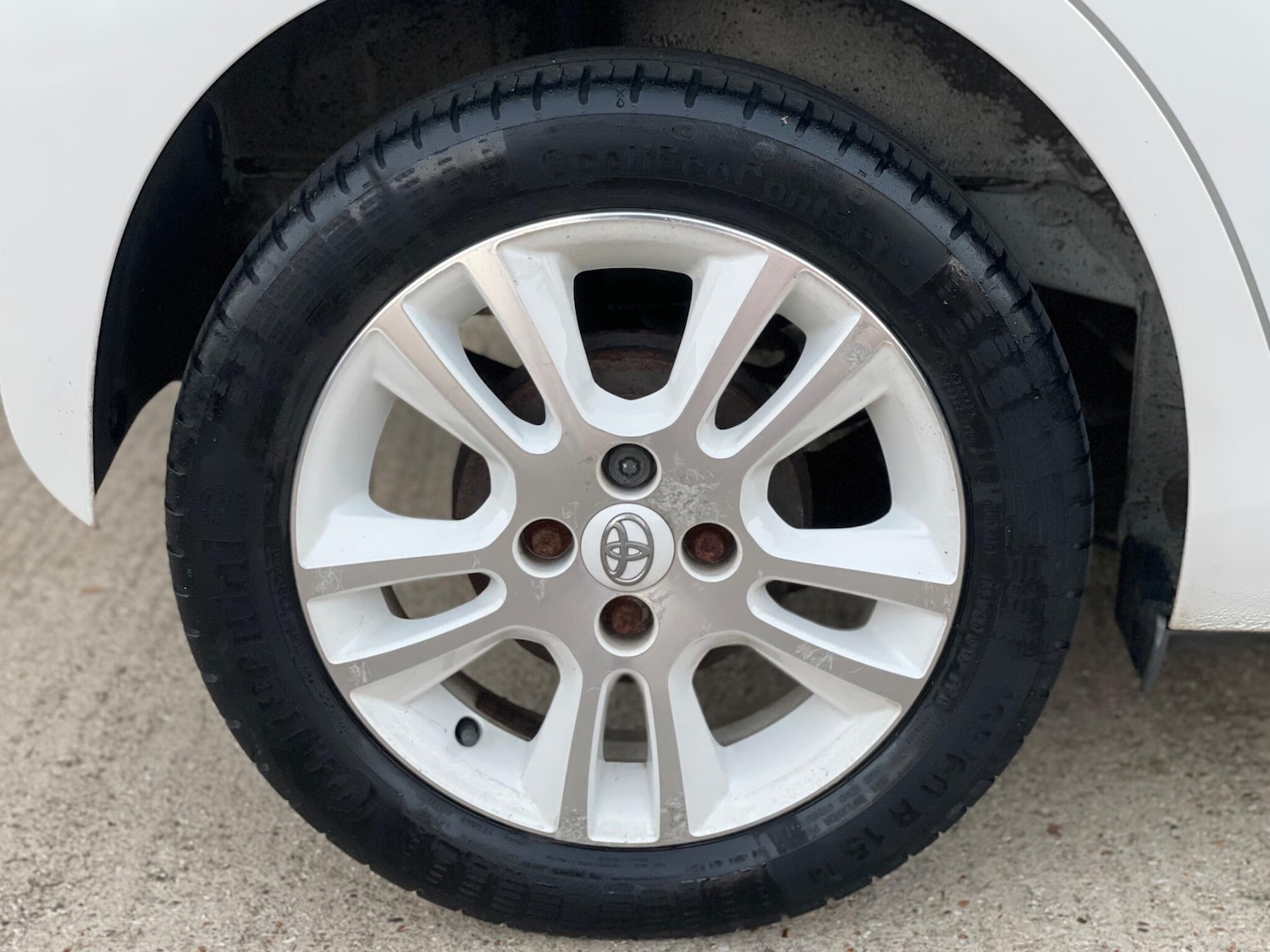 Used Toyota AYGO 2016 for sale - 76647645: Photo 35