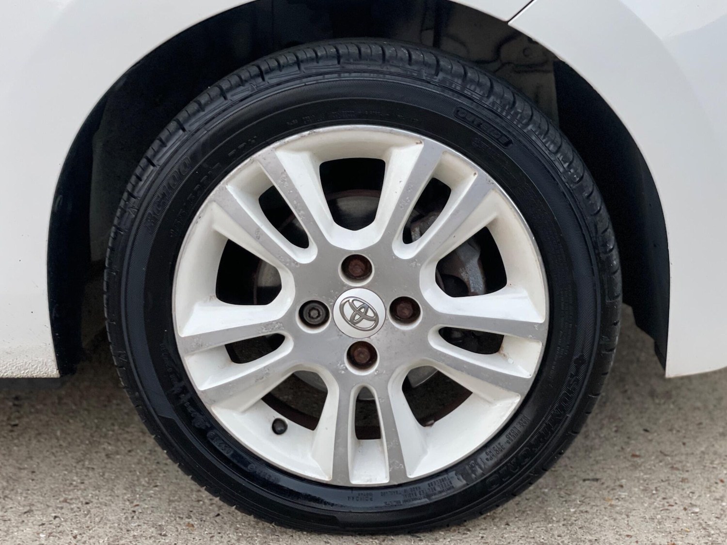 Used Toyota AYGO 2016 for sale - 76647645: Photo 36