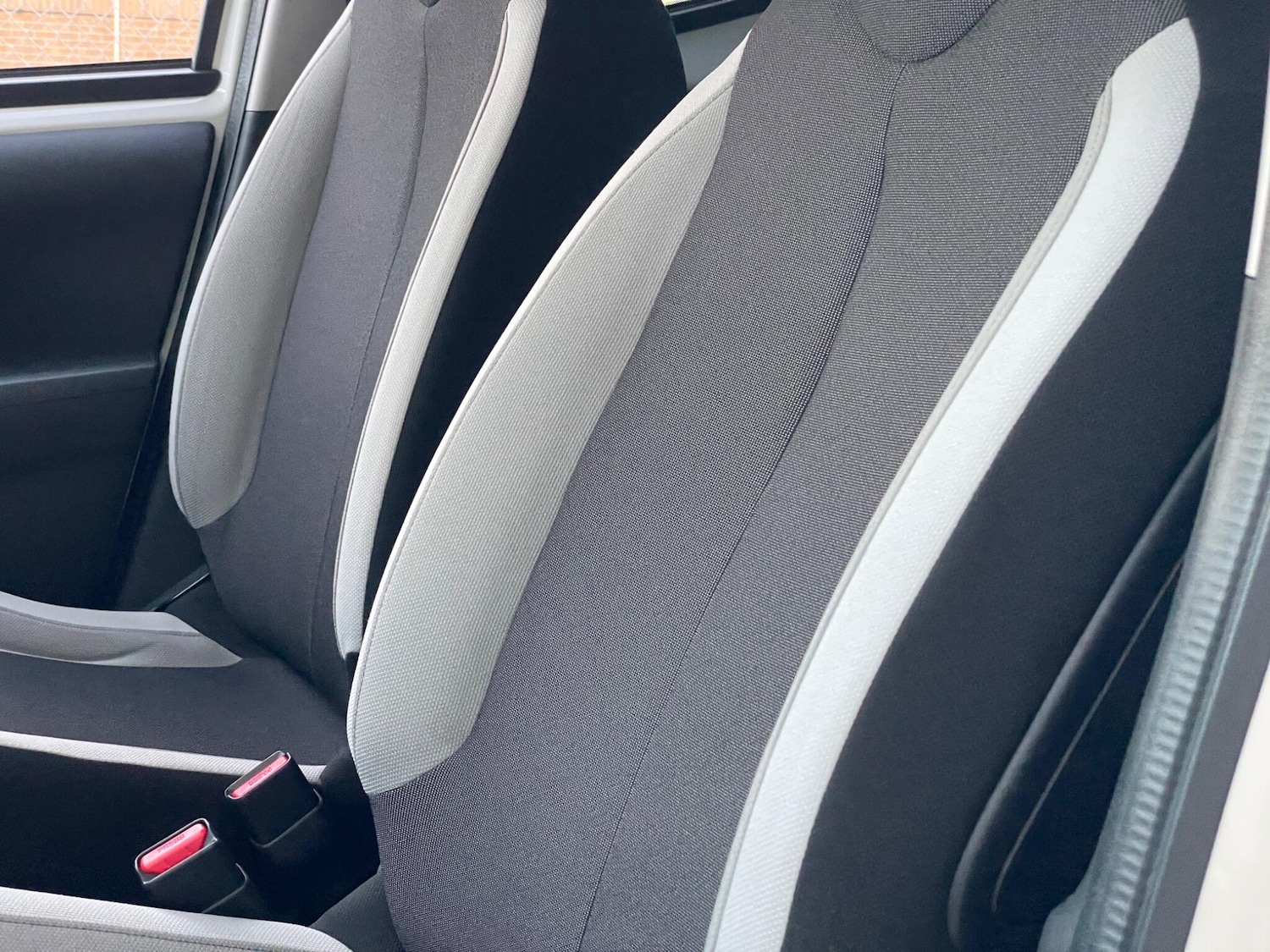 Used Toyota AYGO 2016 for sale - 76647645: Photo 51