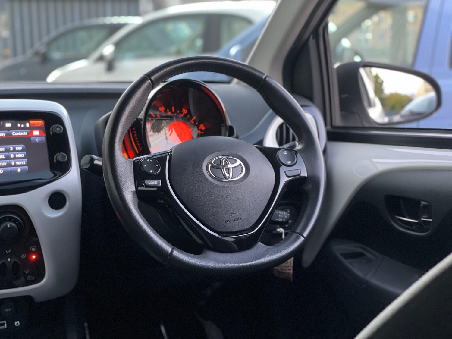 Used Toyota AYGO 2016 for sale - 76647645: Photo 73