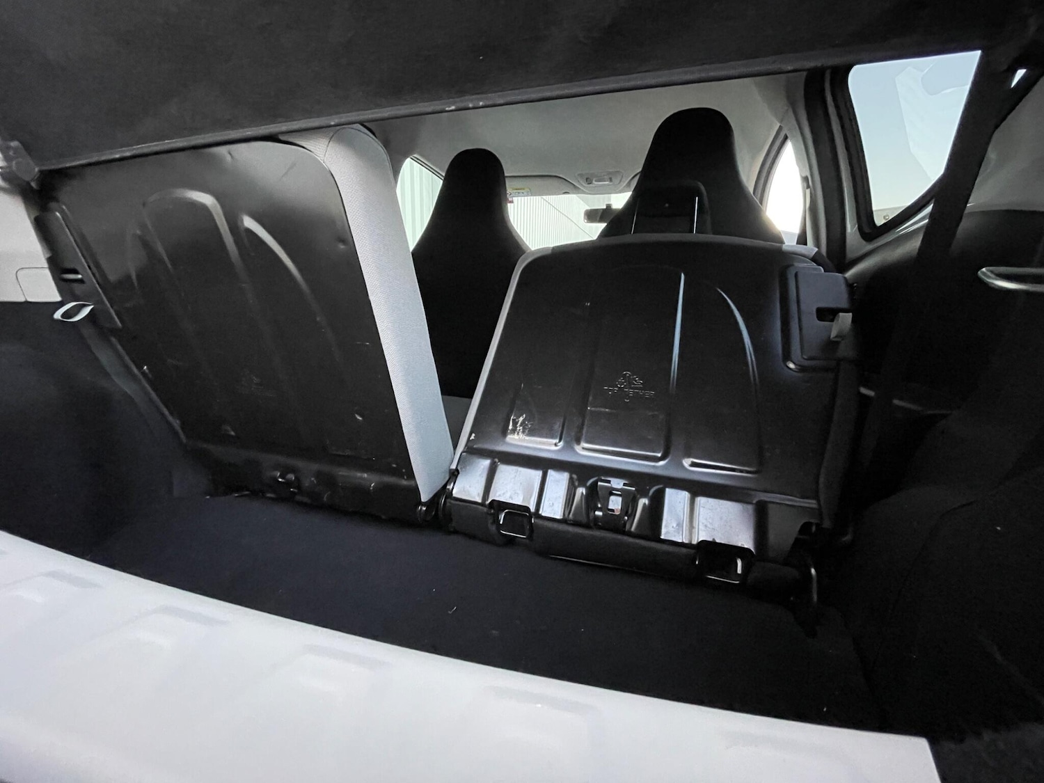 Used Toyota AYGO 2016 for sale - 76647645: Photo 77