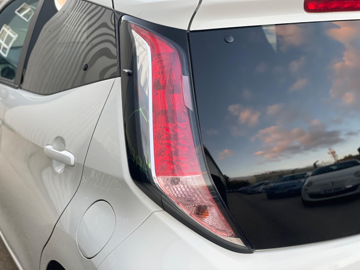 Used Toyota AYGO 2016 for sale - 76647645: Photo 89