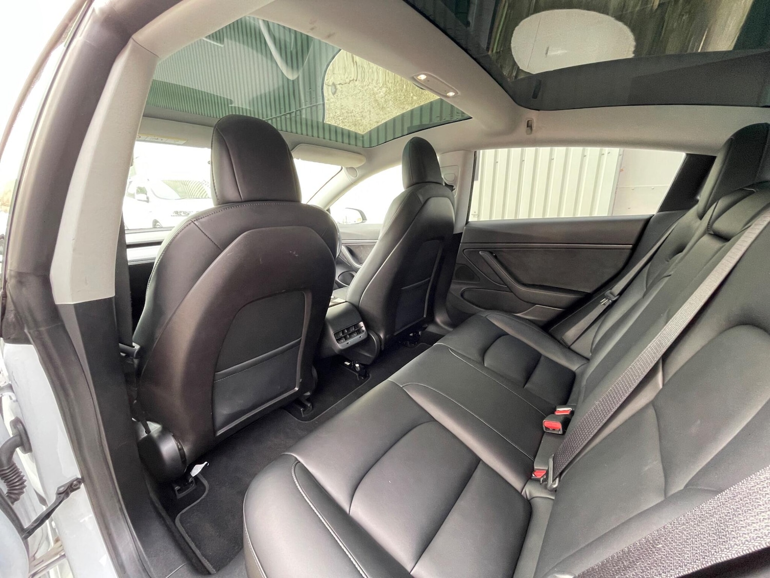 Used Tesla Model 3 2019 for sale - 76647637: Photo 19