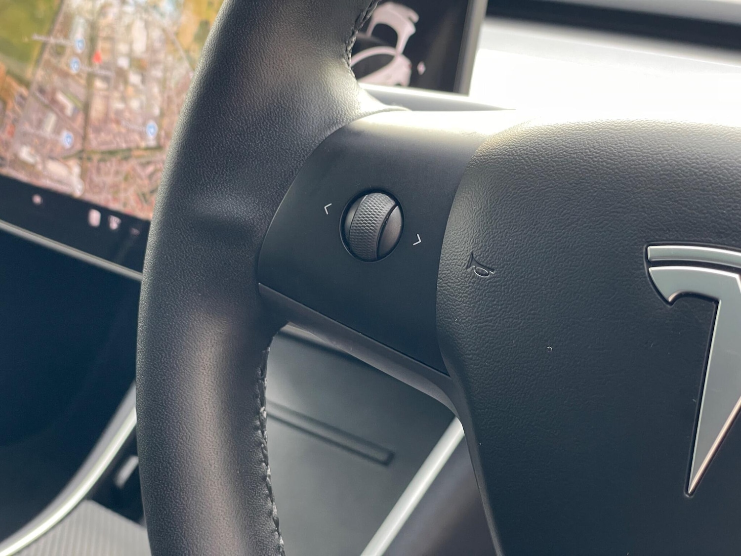 Used Tesla Model 3 2019 for sale - 76647637: Photo 21