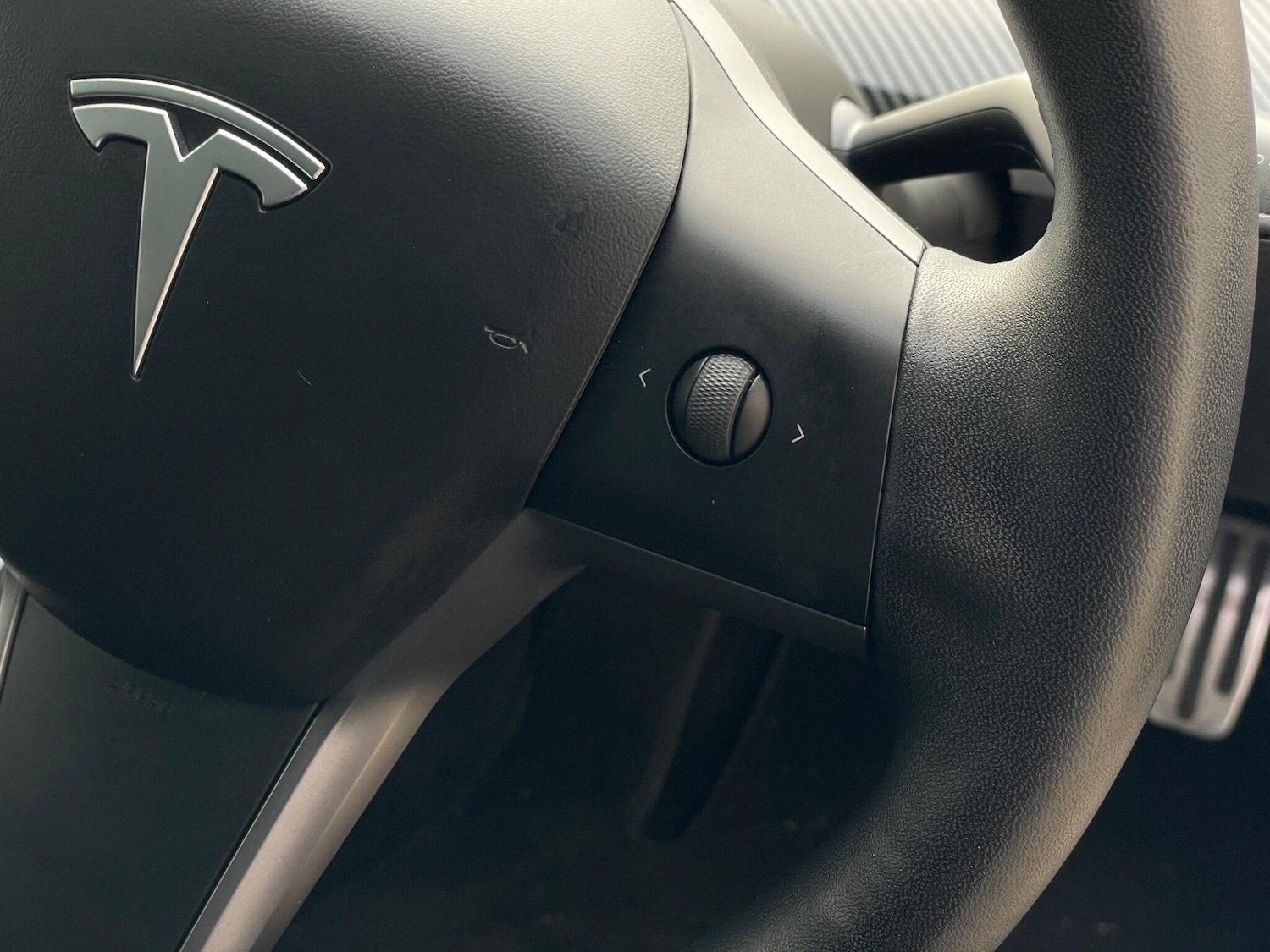 Used Tesla Model 3 2019 for sale - 76647637: Photo 22