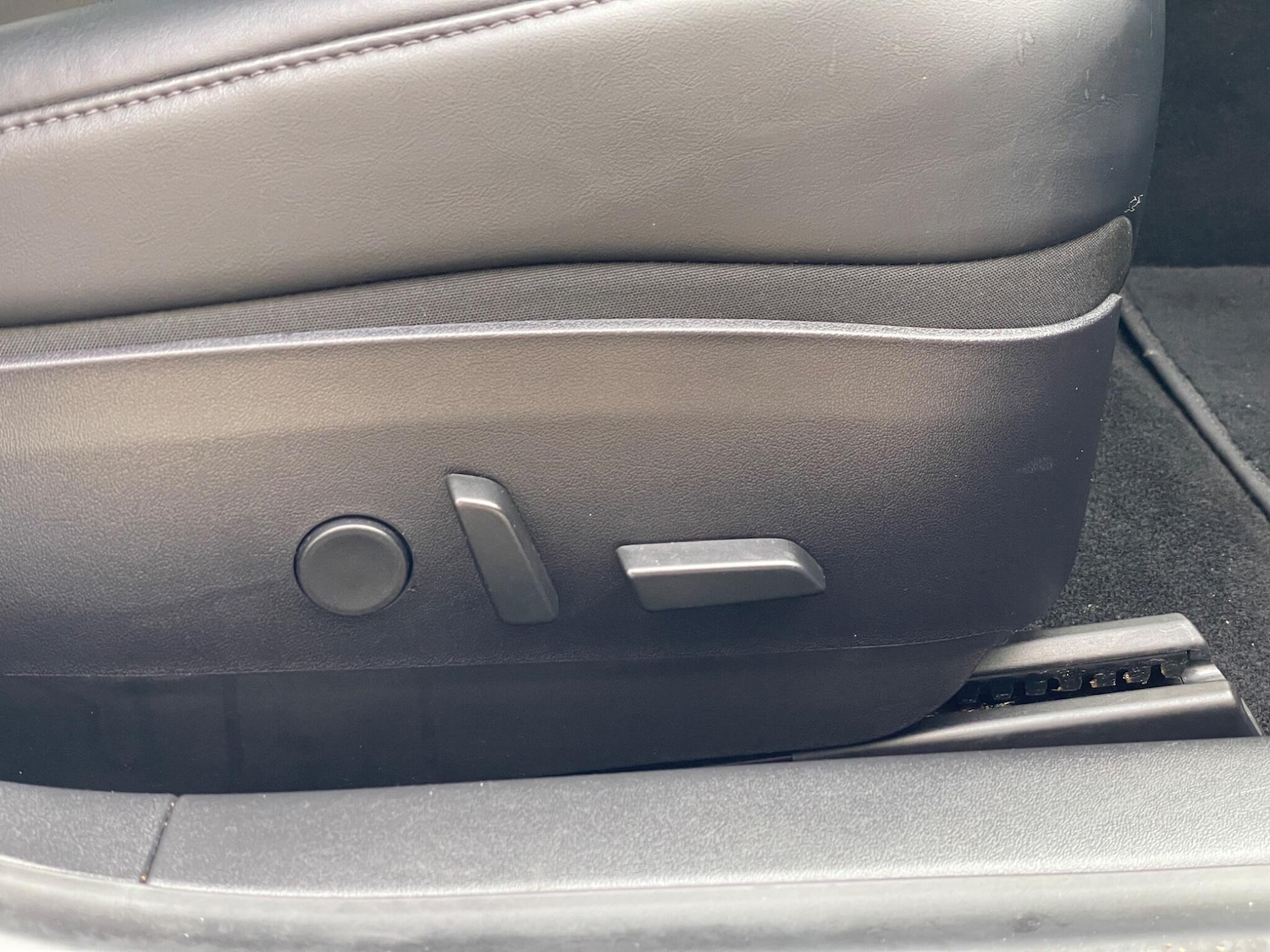 Used Tesla Model 3 2019 for sale - 76647637: Photo 23