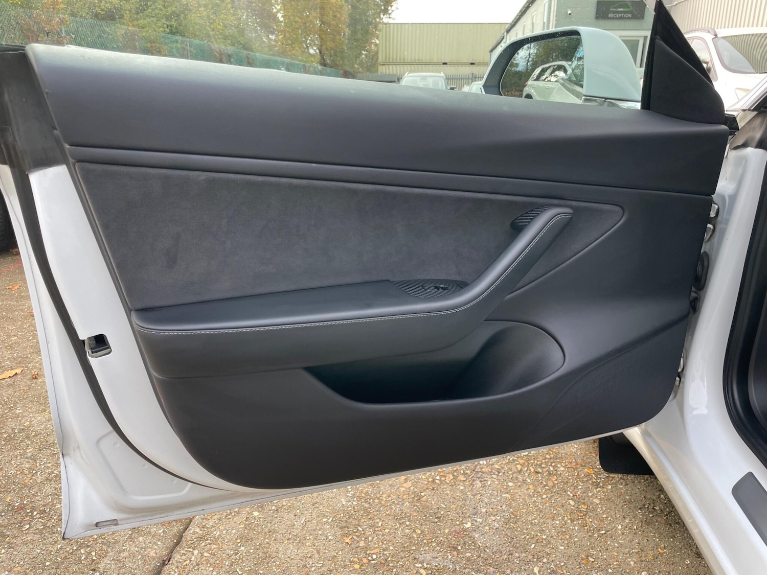 Used Tesla Model 3 2019 for sale - 76647637: Photo 28