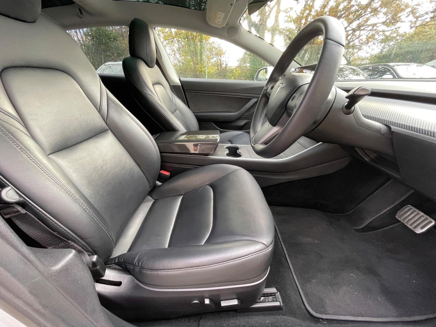 Used Tesla Model 3 2019 for sale - 76647637: Photo 6