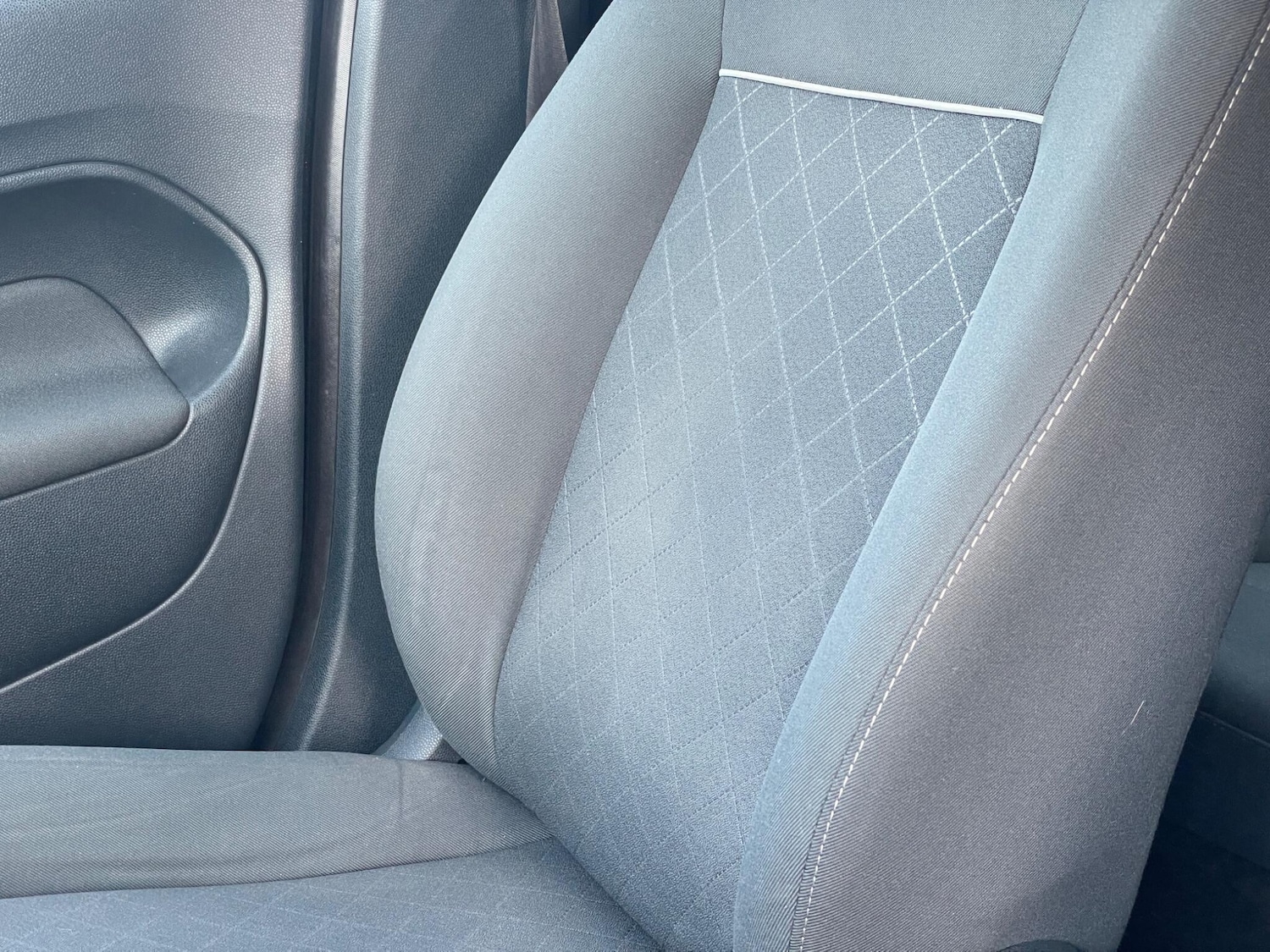 Used Ford Fiesta 2012 for sale - 77559677: Photo 64