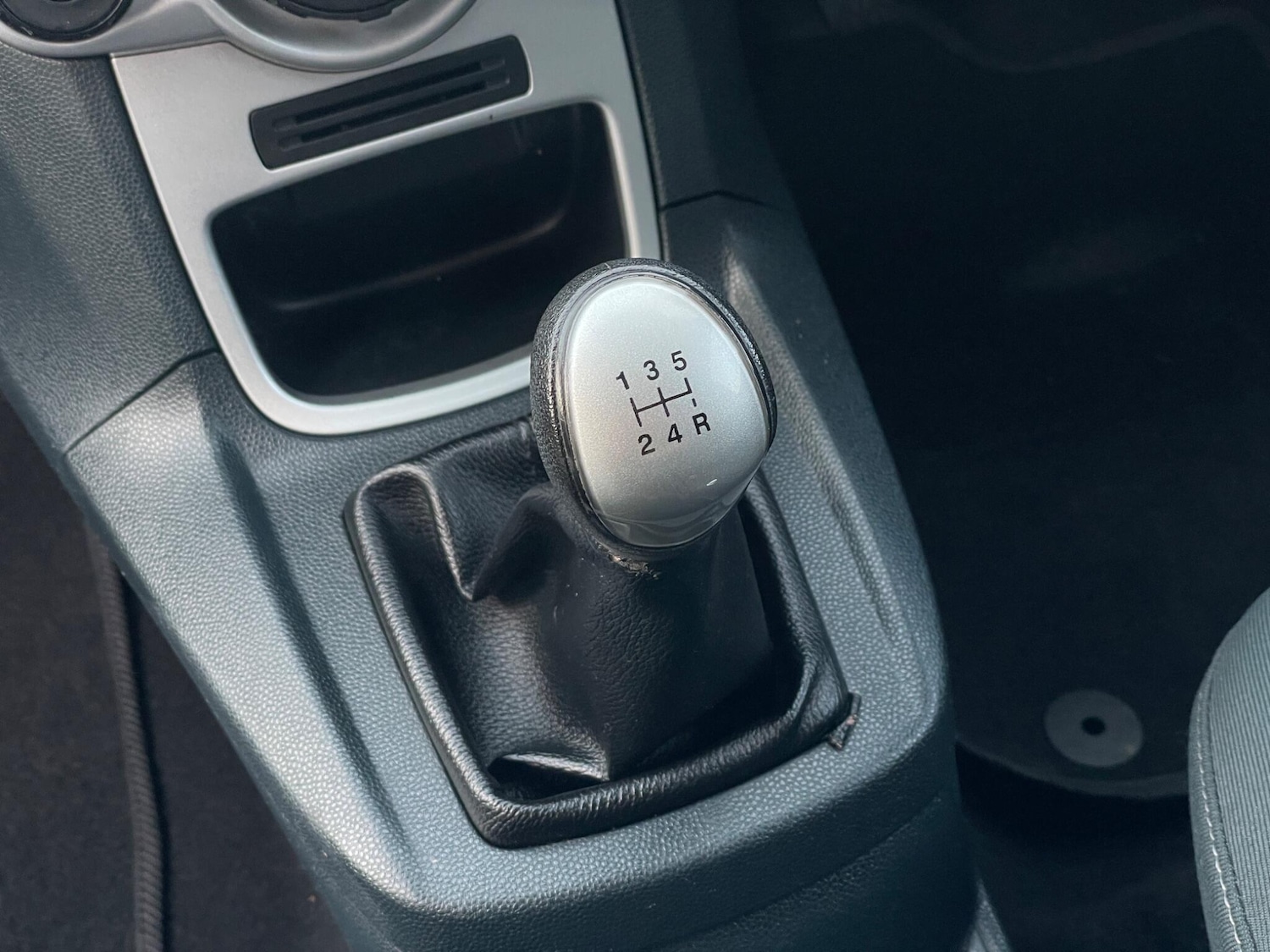 Used Ford Fiesta 2012 for sale - 77559677: Photo 85