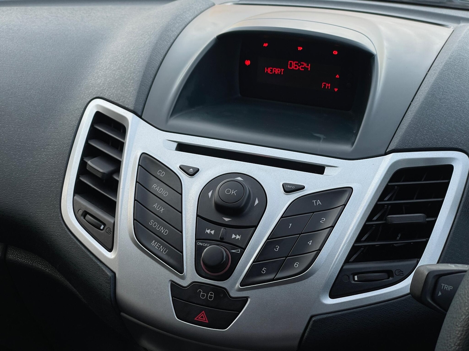 Used Ford Fiesta 2012 for sale - 77559677: Photo 88