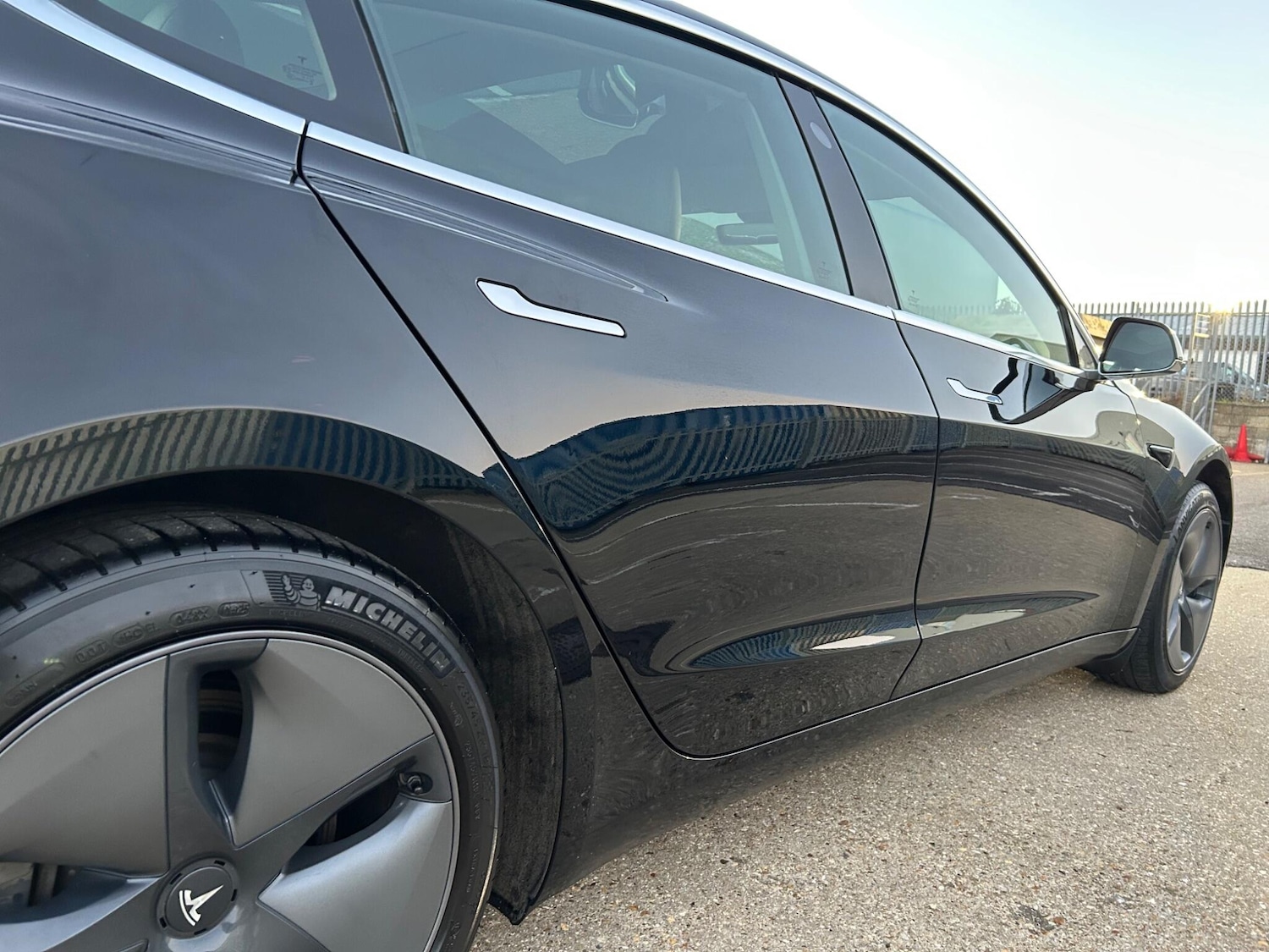 Used Tesla Model 3 2020 for sale - 77559539: Photo 75