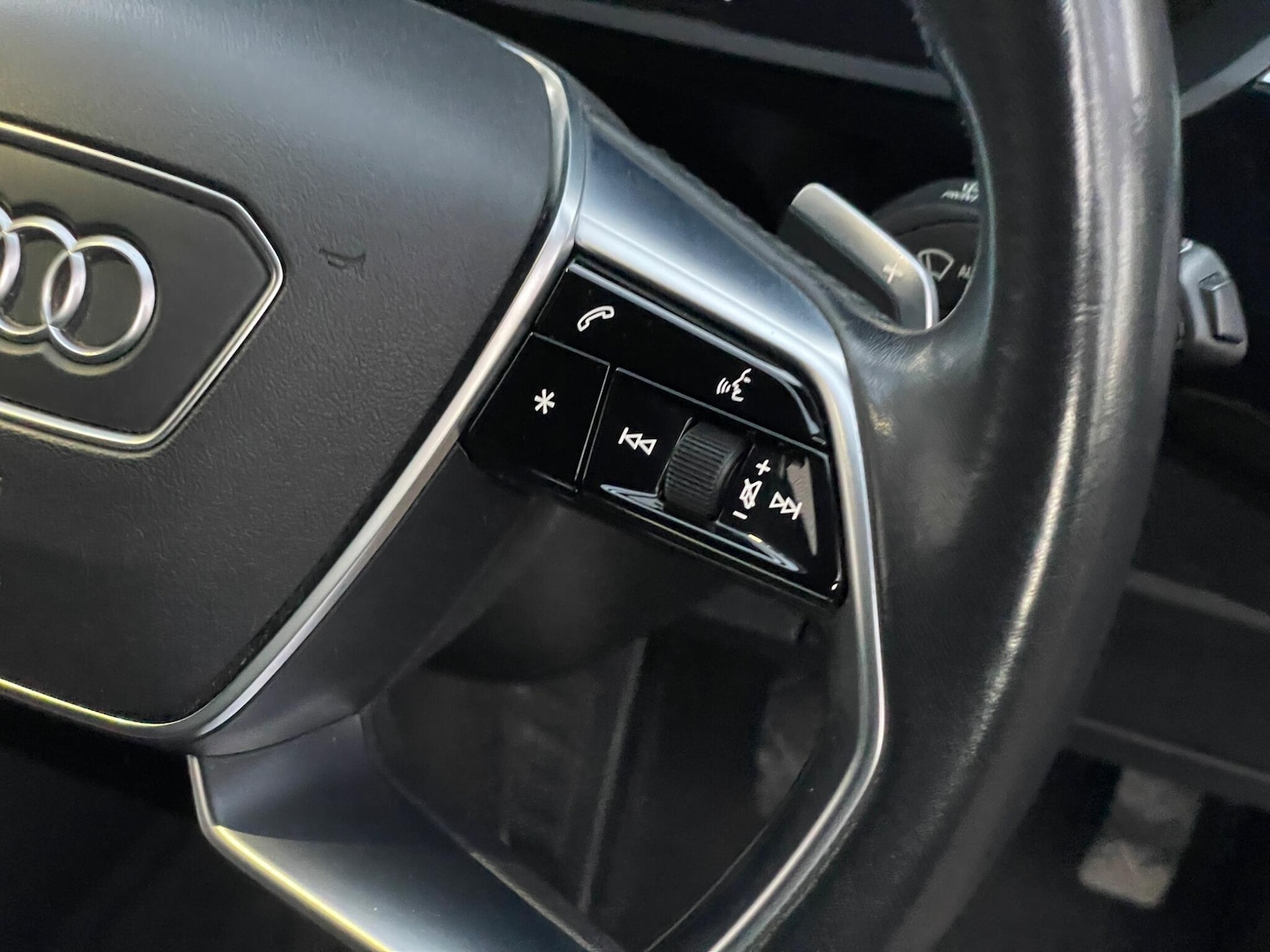 Used Audi e-tron 2020 for sale - 76786879: Photo 28