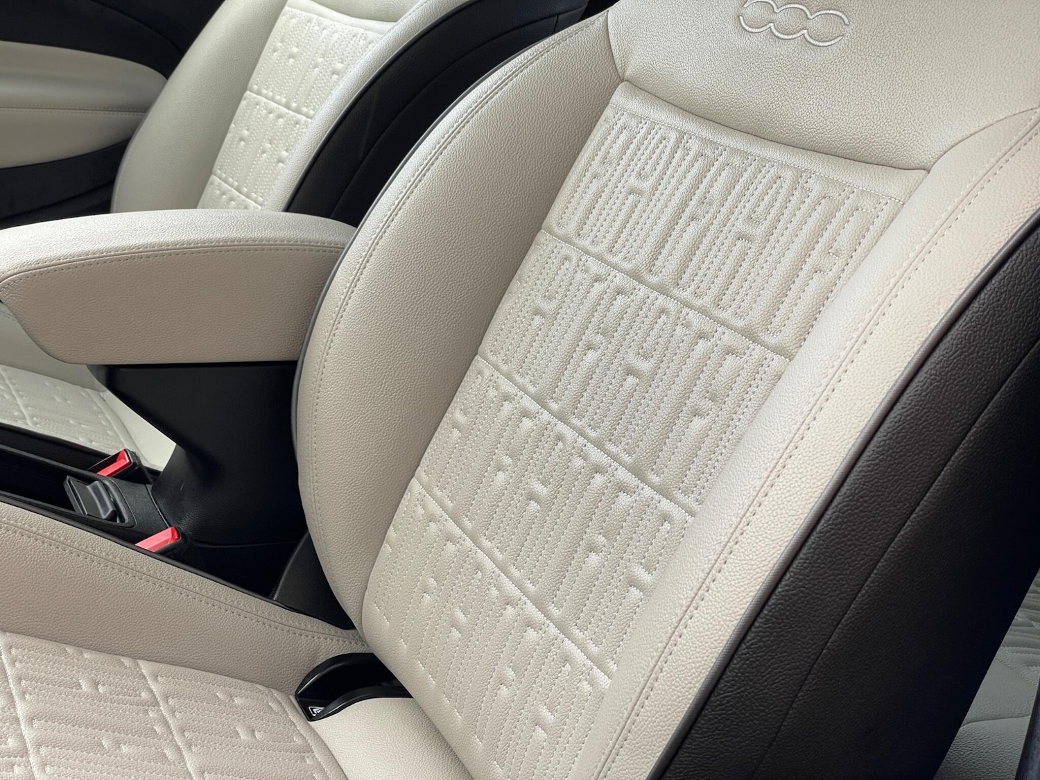 Used Fiat 500 2022 for sale - 76647658: Photo 85