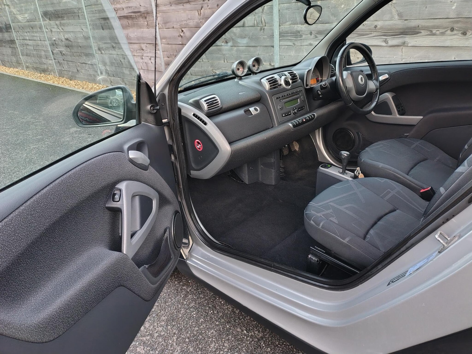 Used smart fortwo 2009 for sale - 76839279: Photo 4