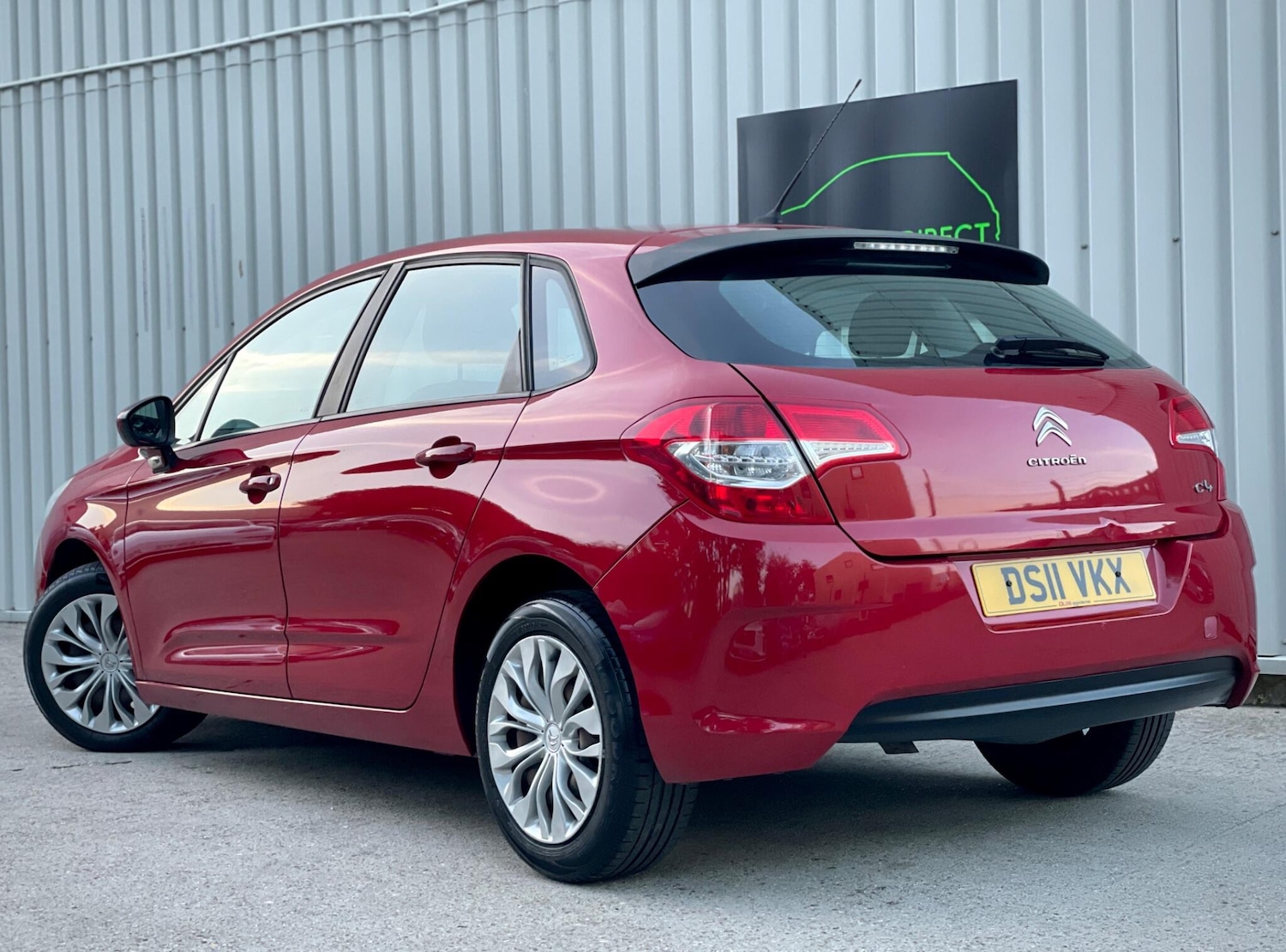 Used Citroen C4 2011 for sale - 76657071: Photo 2