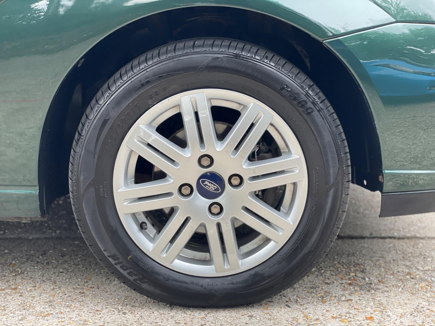 Used Ford Focus 2004 for sale - 76657331: Photo 62