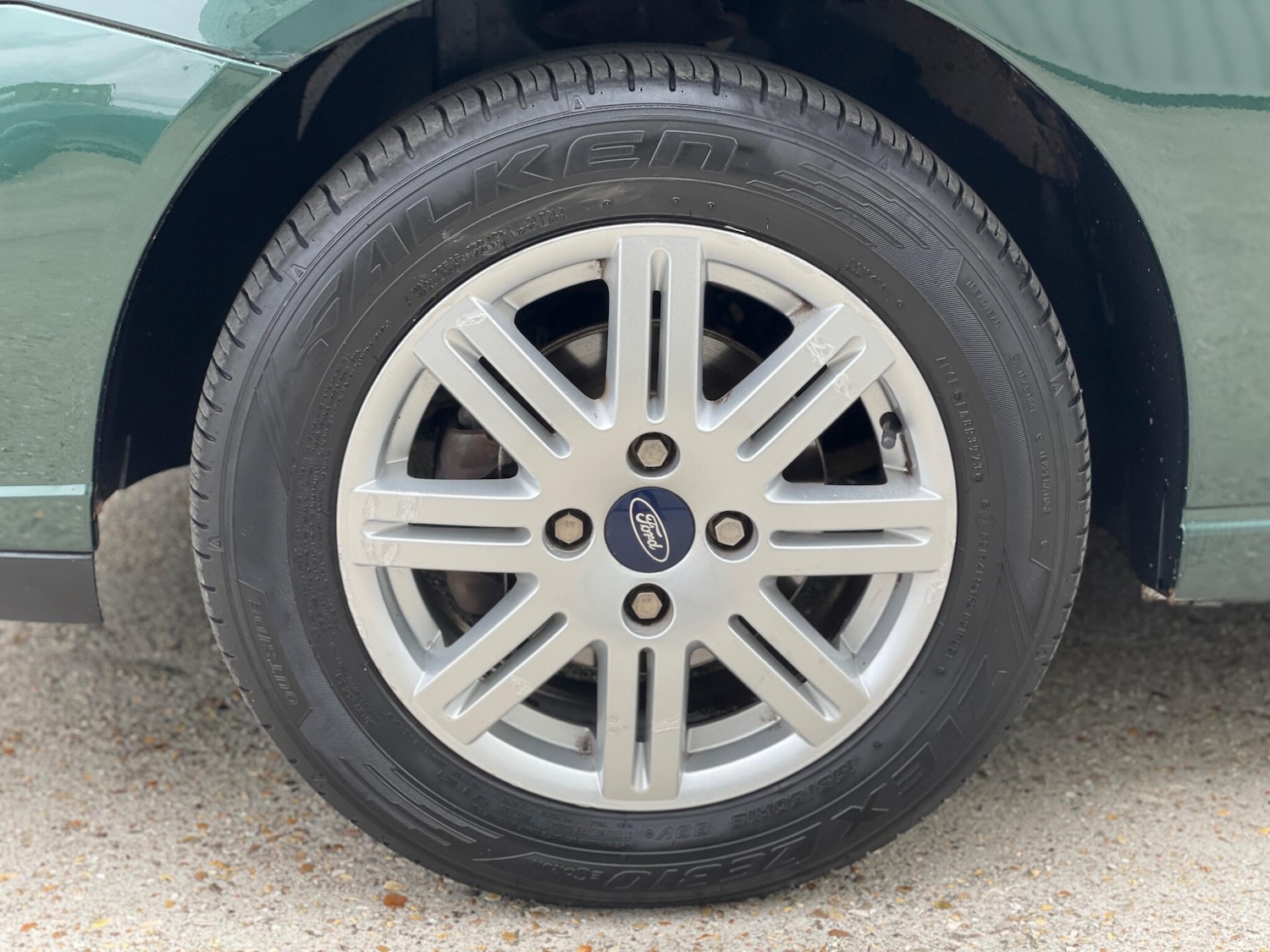 Used Ford Focus 2004 for sale - 76657331: Photo 63