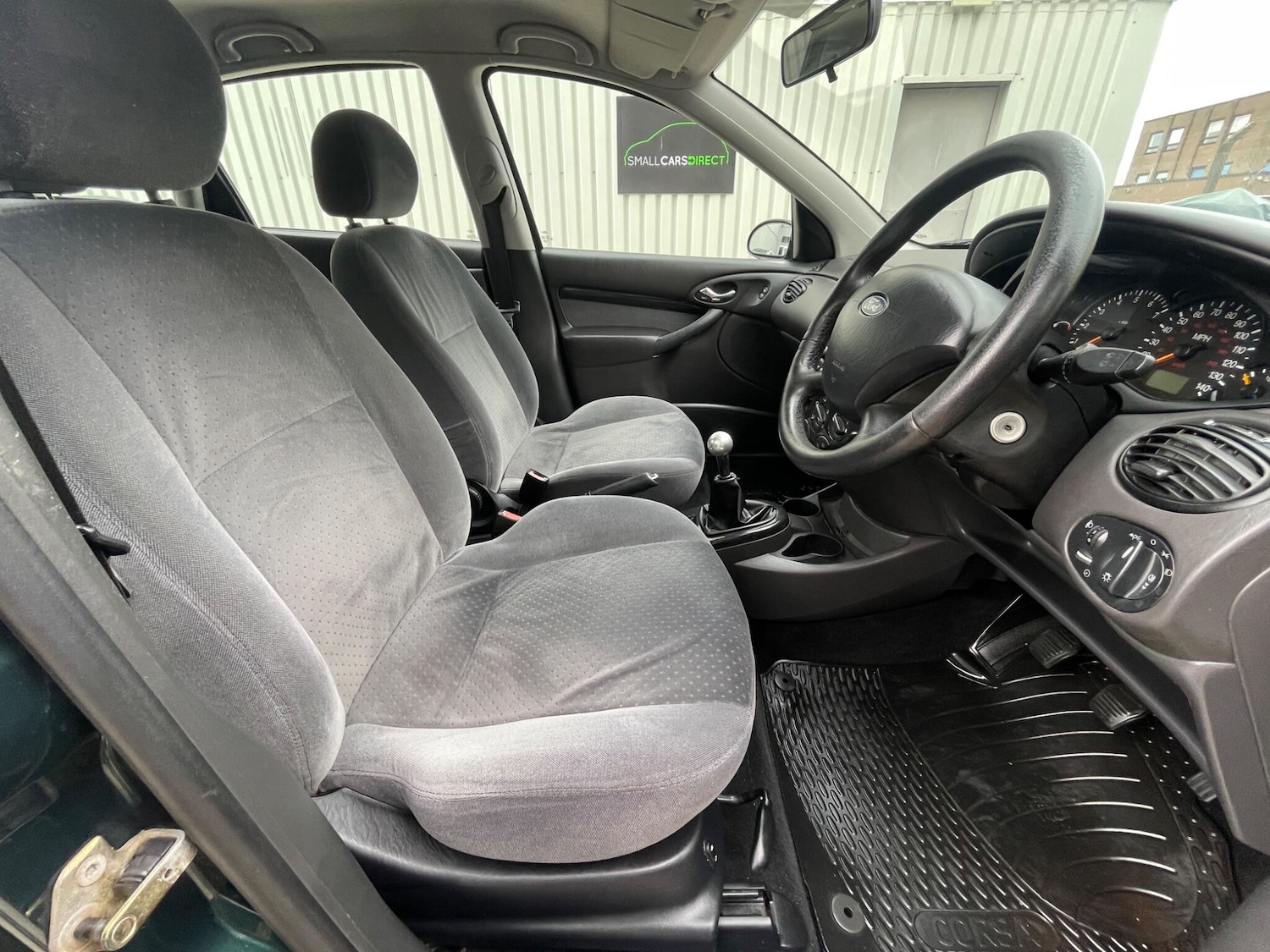 Used Ford Focus 2004 for sale - 76657331: Photo 70