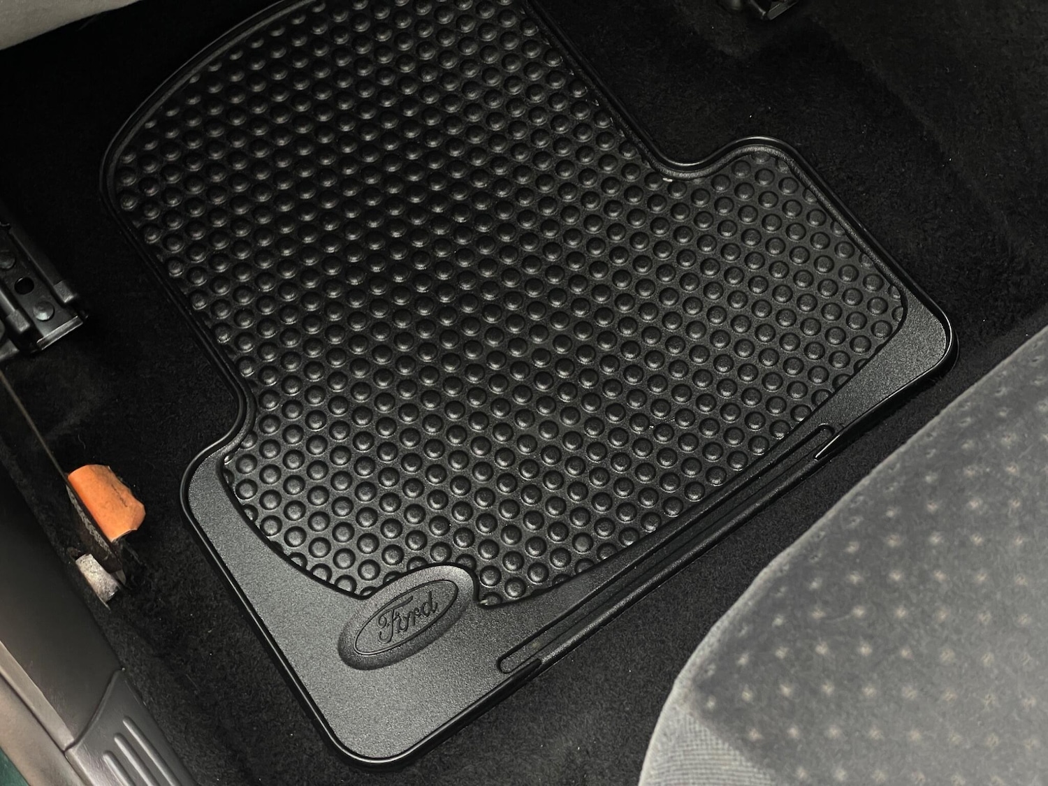 Used Ford Focus 2004 for sale - 76657331: Photo 85