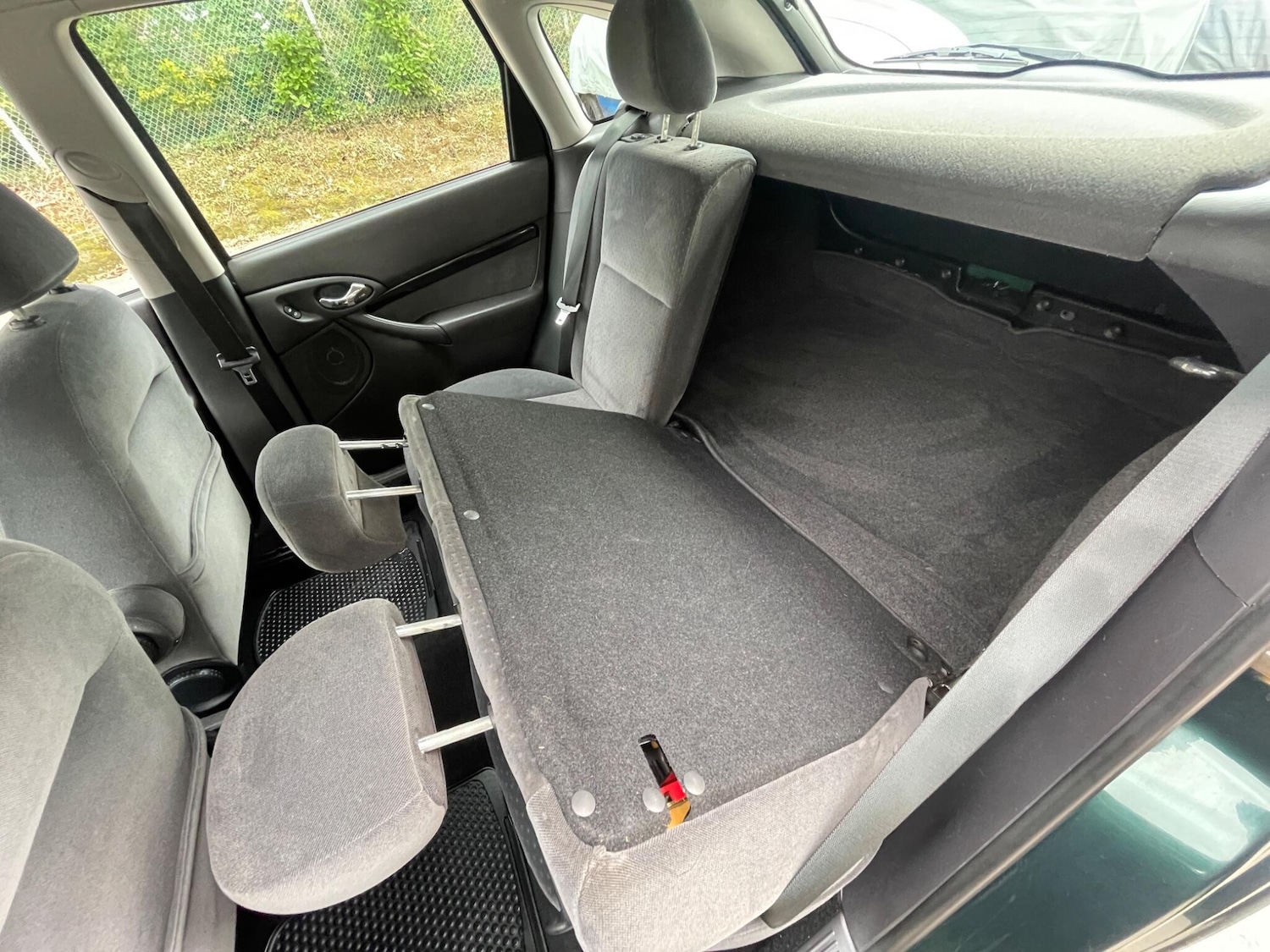 Used Ford Focus 2004 for sale - 76657331: Photo 88