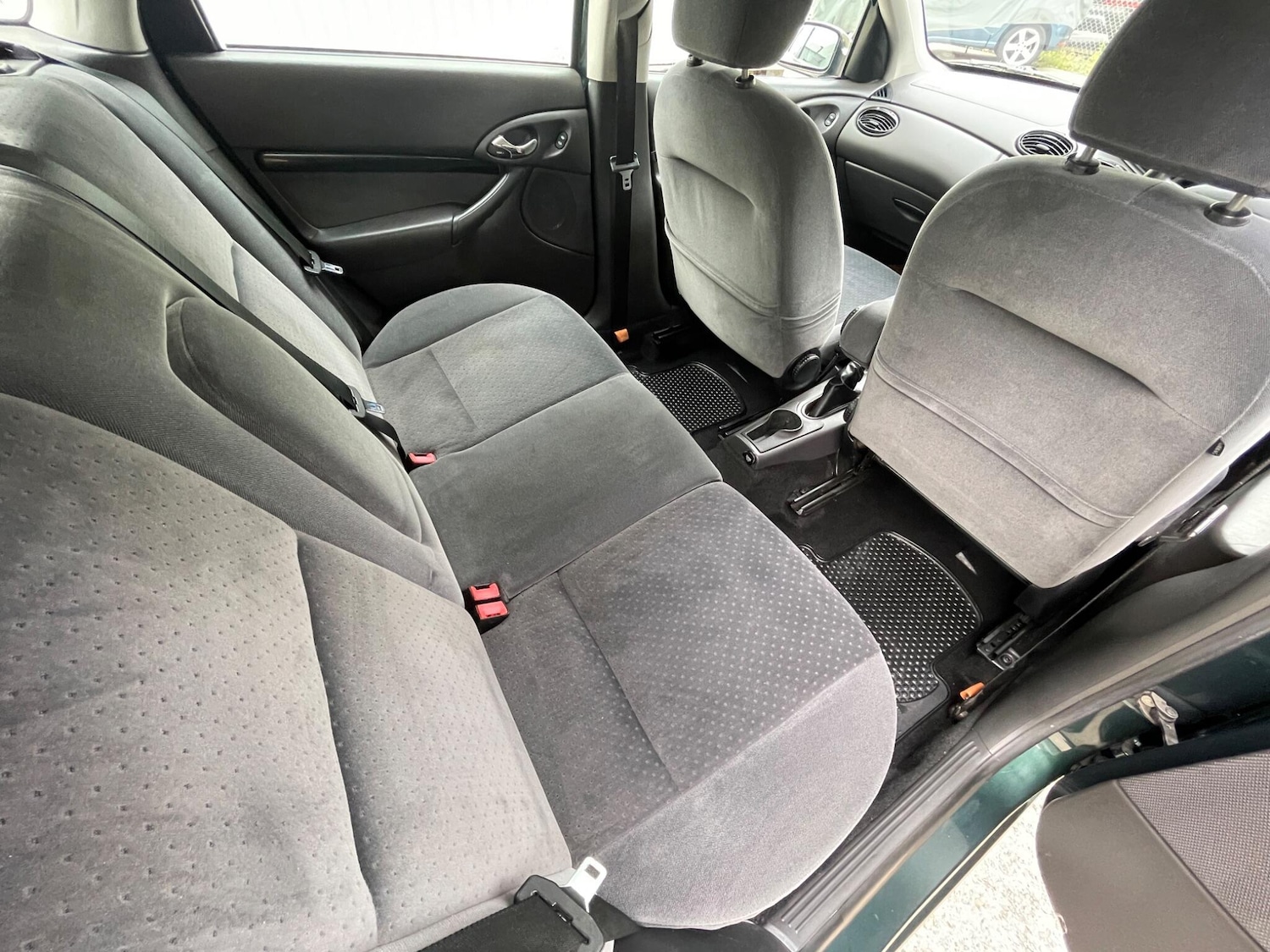 Used Ford Focus 2004 for sale - 76657331: Photo 93