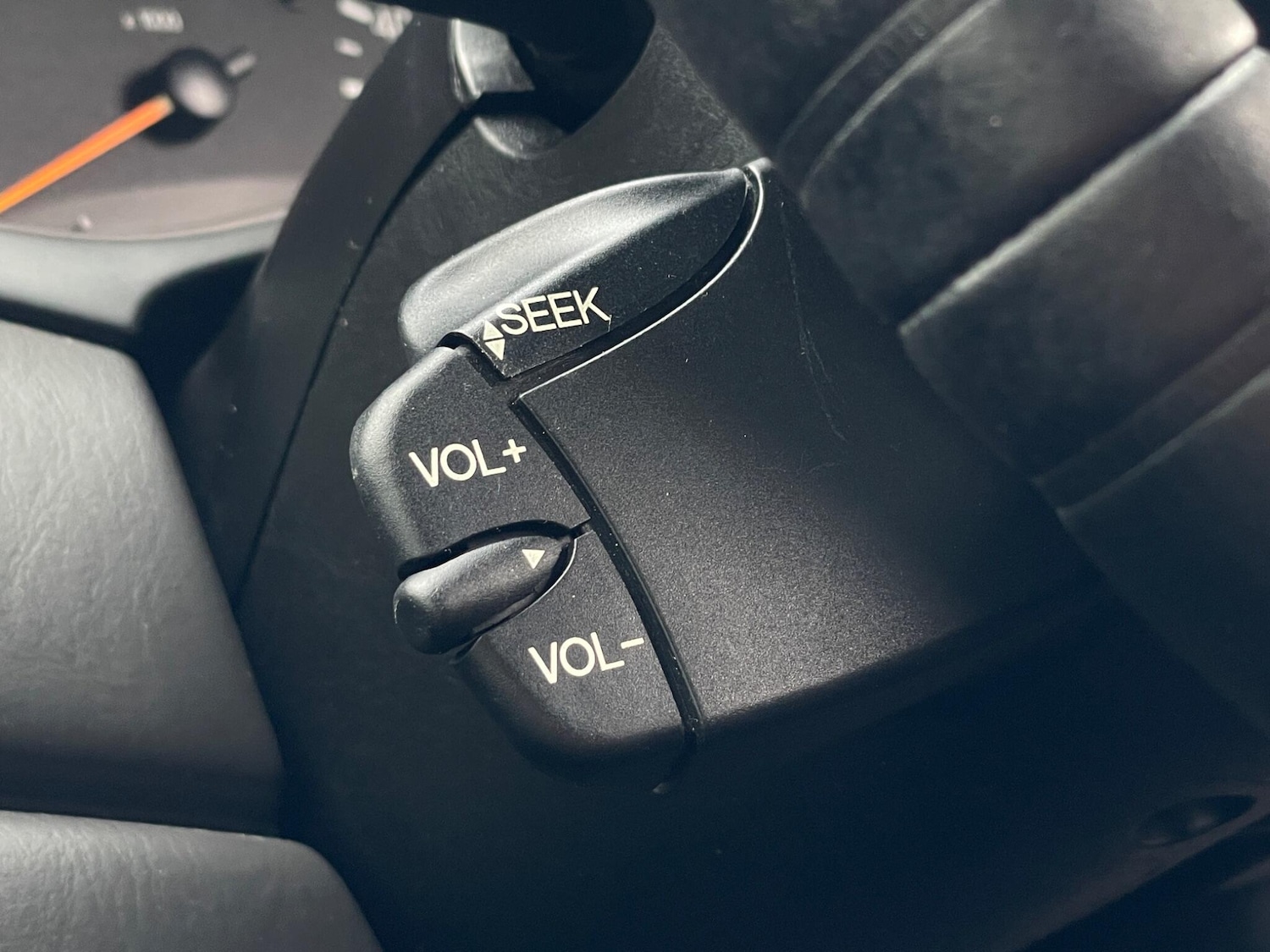 Used Ford Focus 2004 for sale - 76657331: Photo 99