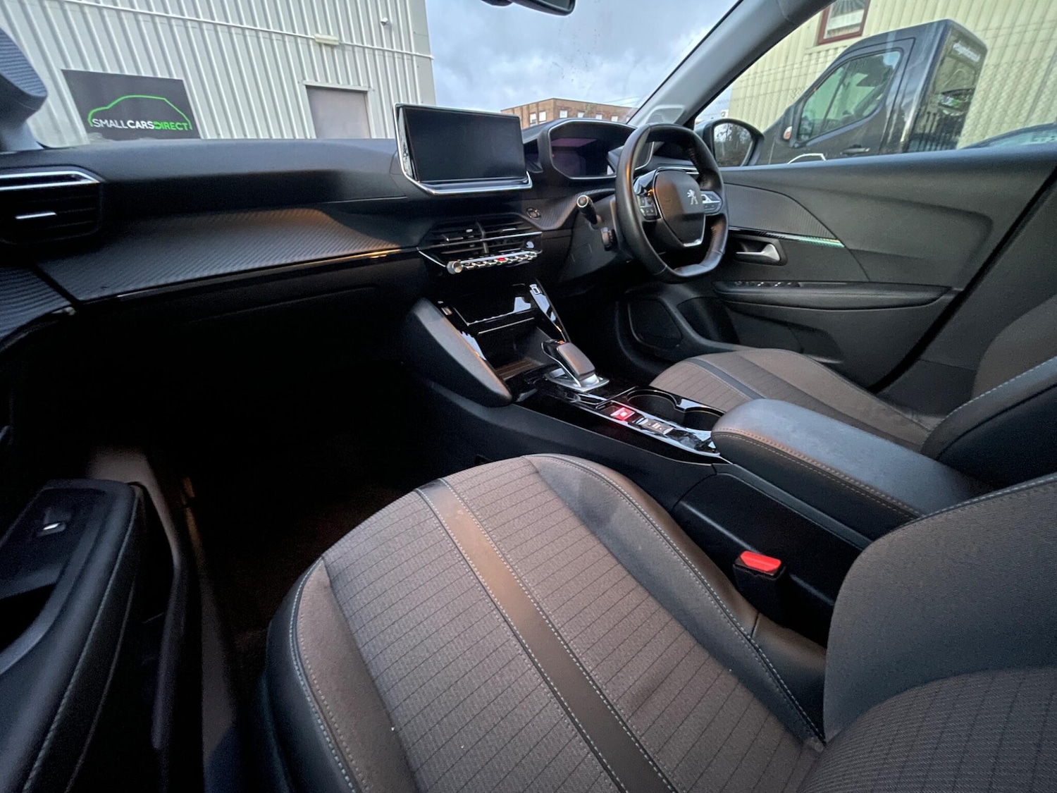 Used Peugeot E-208 2020 for sale - 77238520: Photo 13