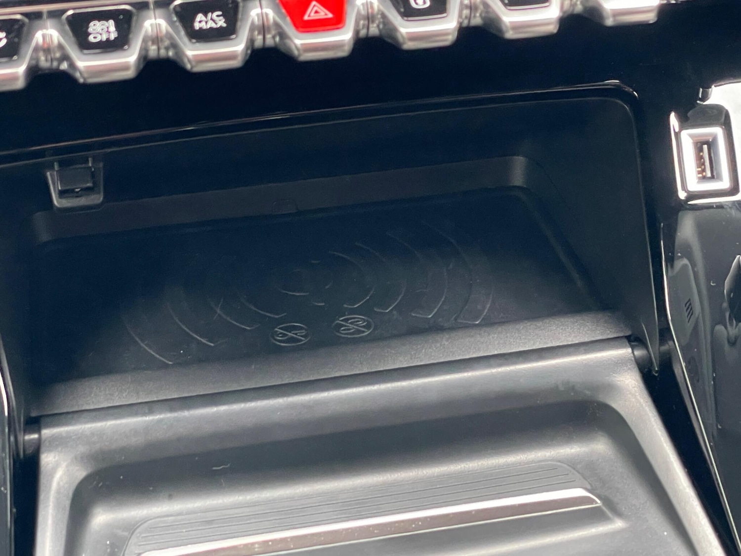 Used Peugeot E-208 2020 for sale - 77238520: Photo 22