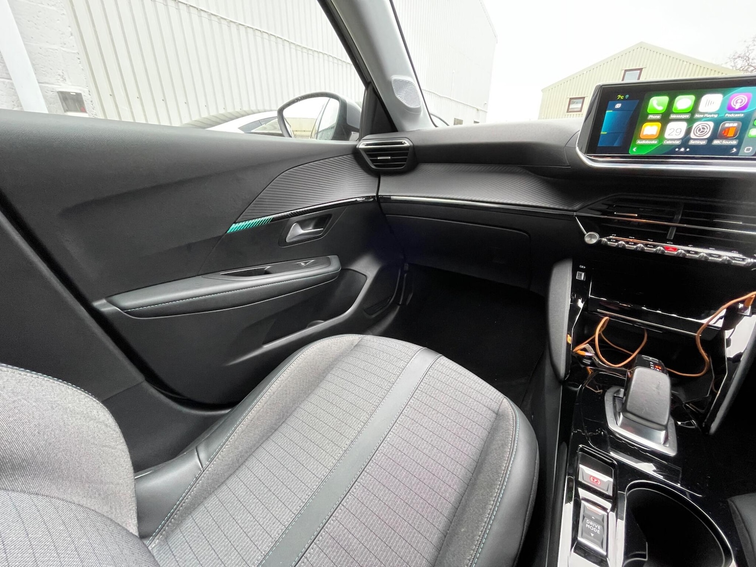 Used Peugeot E-208 2020 for sale - 77238520: Photo 32