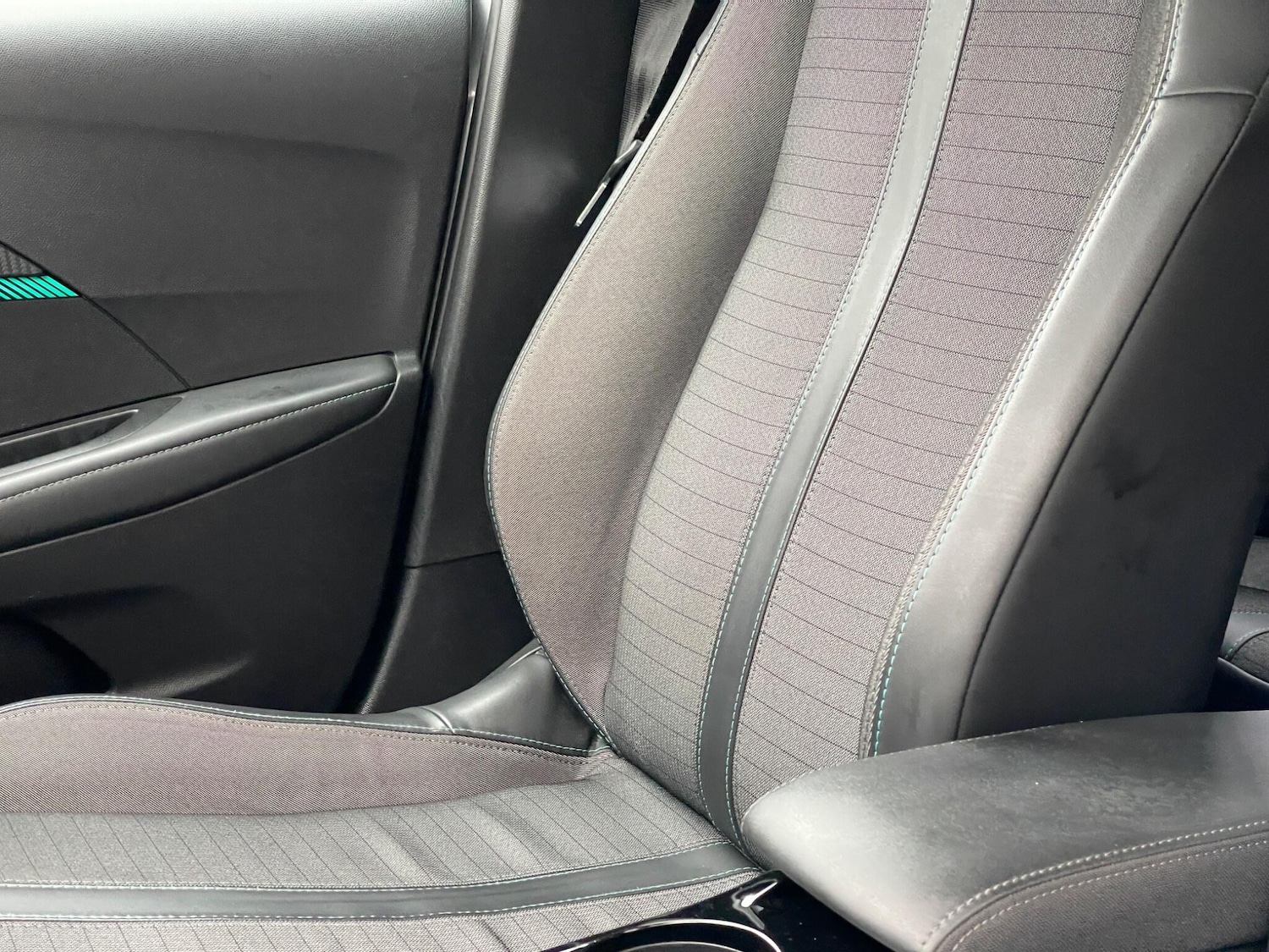 Used Peugeot E-208 2020 for sale - 77238520: Photo 46