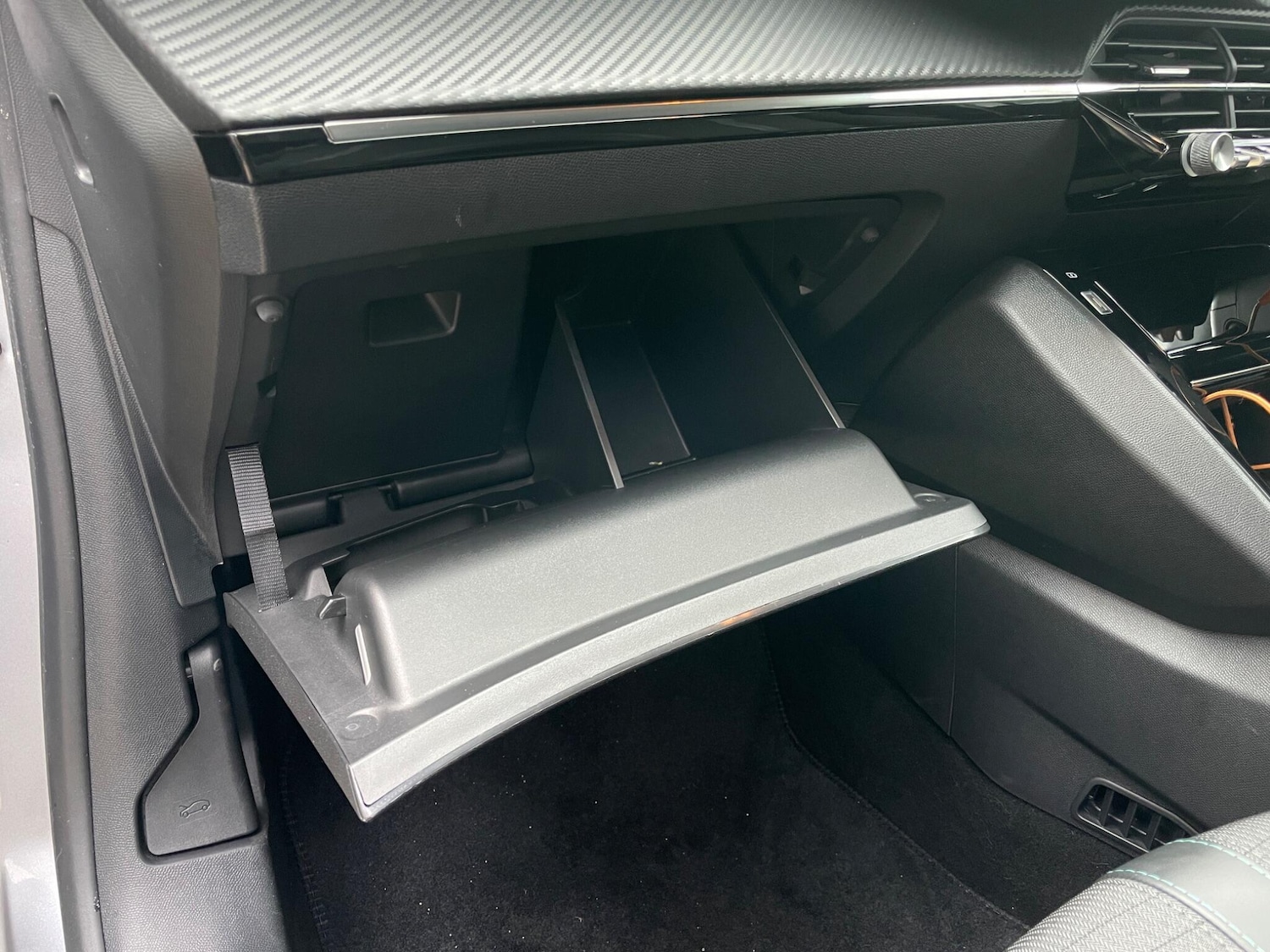 Used Peugeot E-208 2020 for sale - 77238520: Photo 49