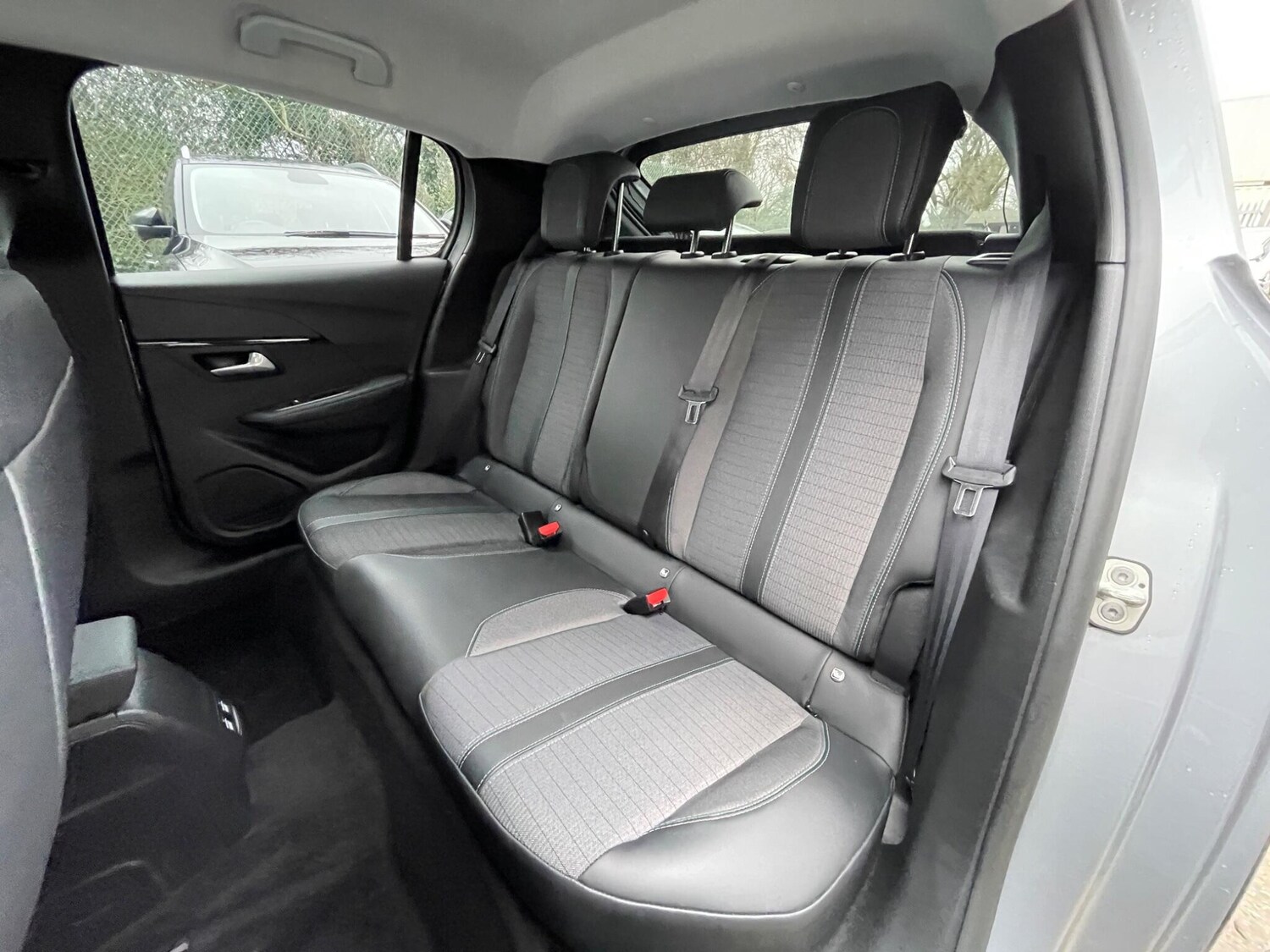 Used Peugeot E-208 2020 for sale - 77238520: Photo 51