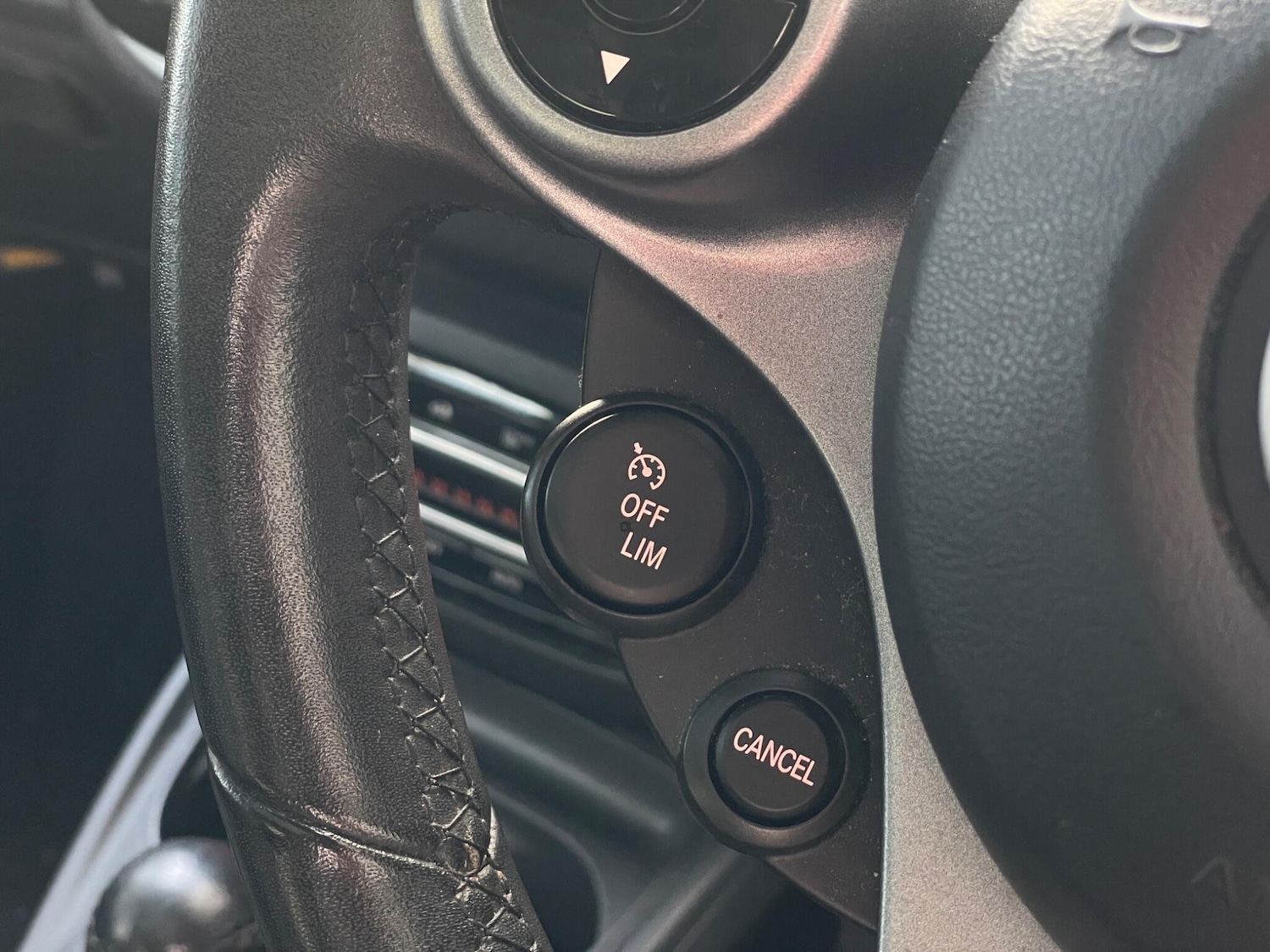 Used smart fortwo 2016 for sale - 76647653: Photo 16