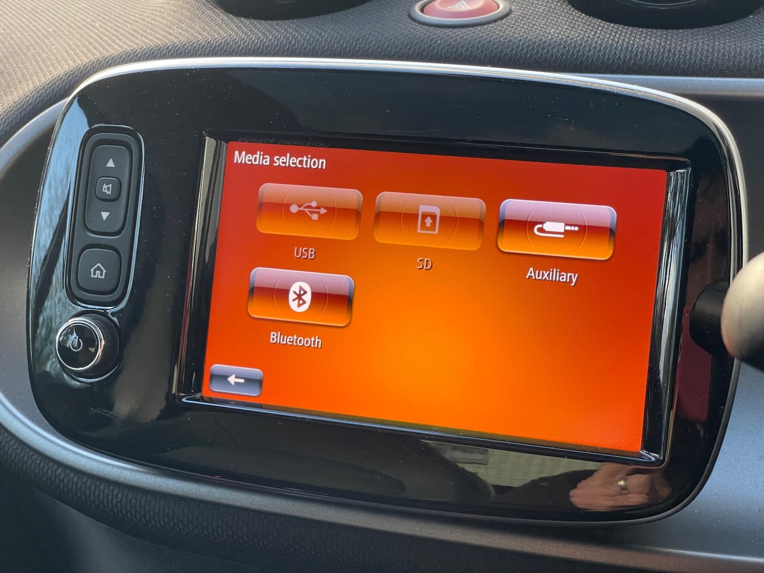 Used smart fortwo 2016 for sale - 76647653: Photo 43