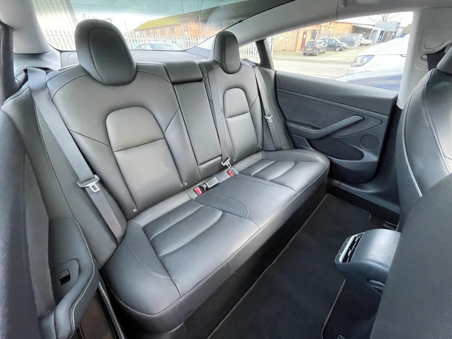 Used Tesla Model 3 2021 for sale - 77586825: Photo 9