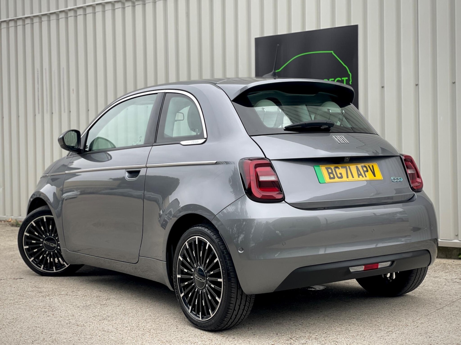 Used Fiat 500 2021 for sale - 76647650: Photo 3