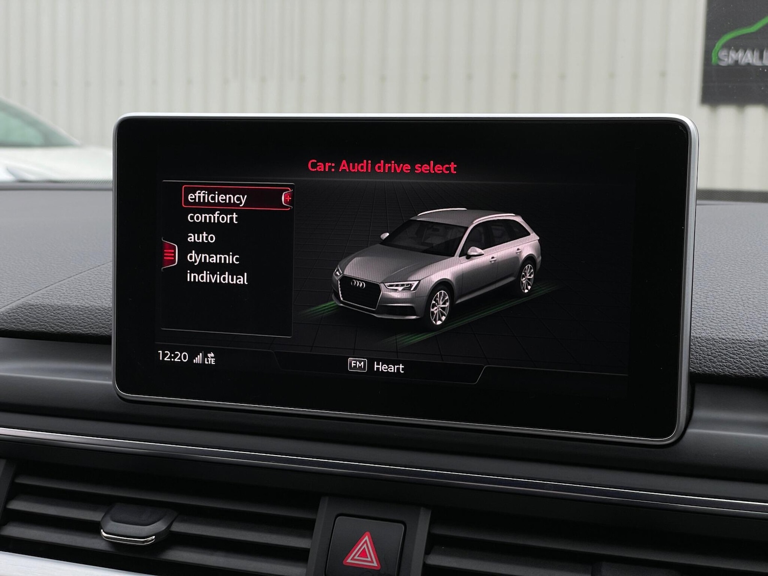 Used Audi A4 Avant 2016 for sale - 76992305: Photo 24