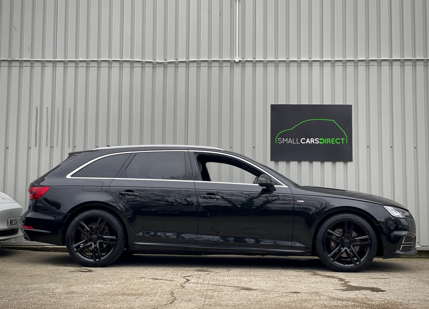 Used Audi A4 Avant 2016 for sale - 76992305: Photo 6