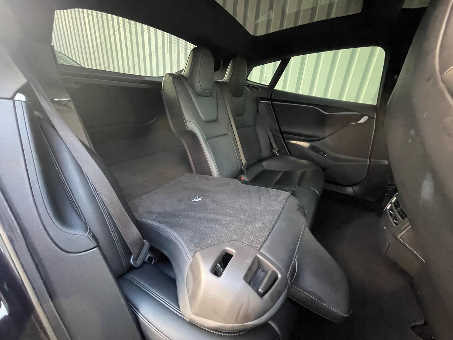 Used Tesla Model S 2019 for sale - 76645795: Photo 18