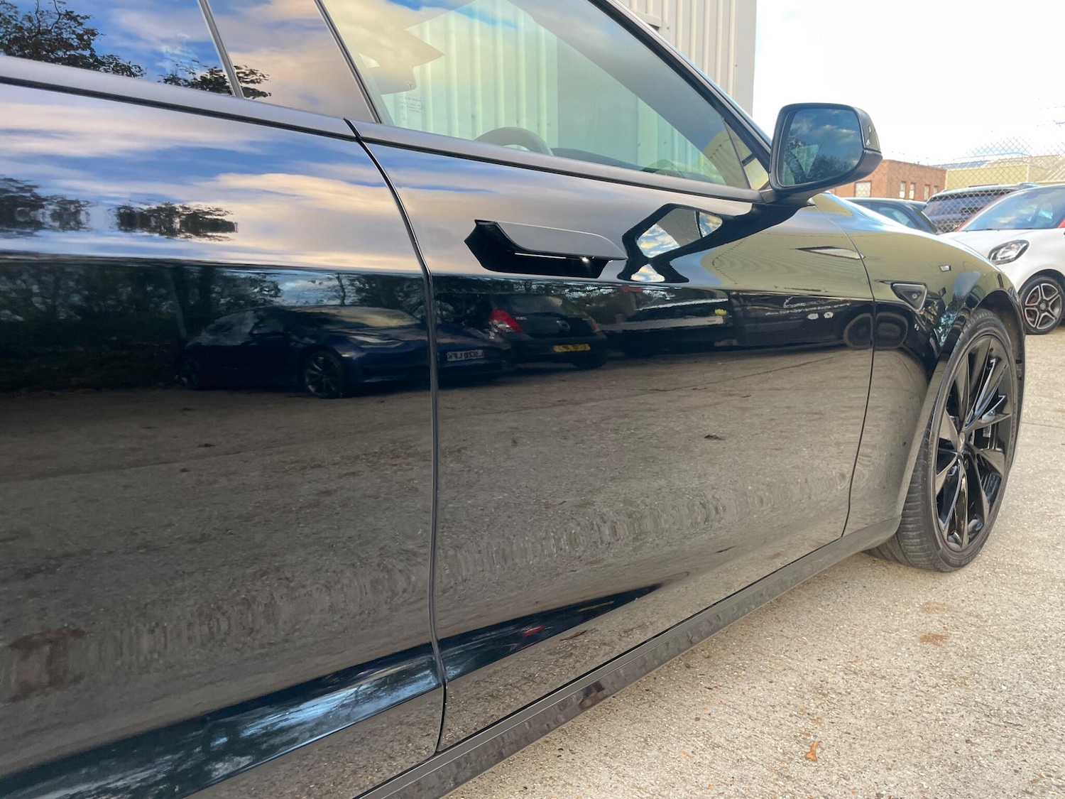 Used Tesla Model S 2019 for sale - 76645795: Photo 27