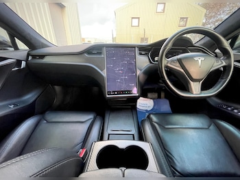 Used Tesla Model S 2019 for sale - 76645795: Photo