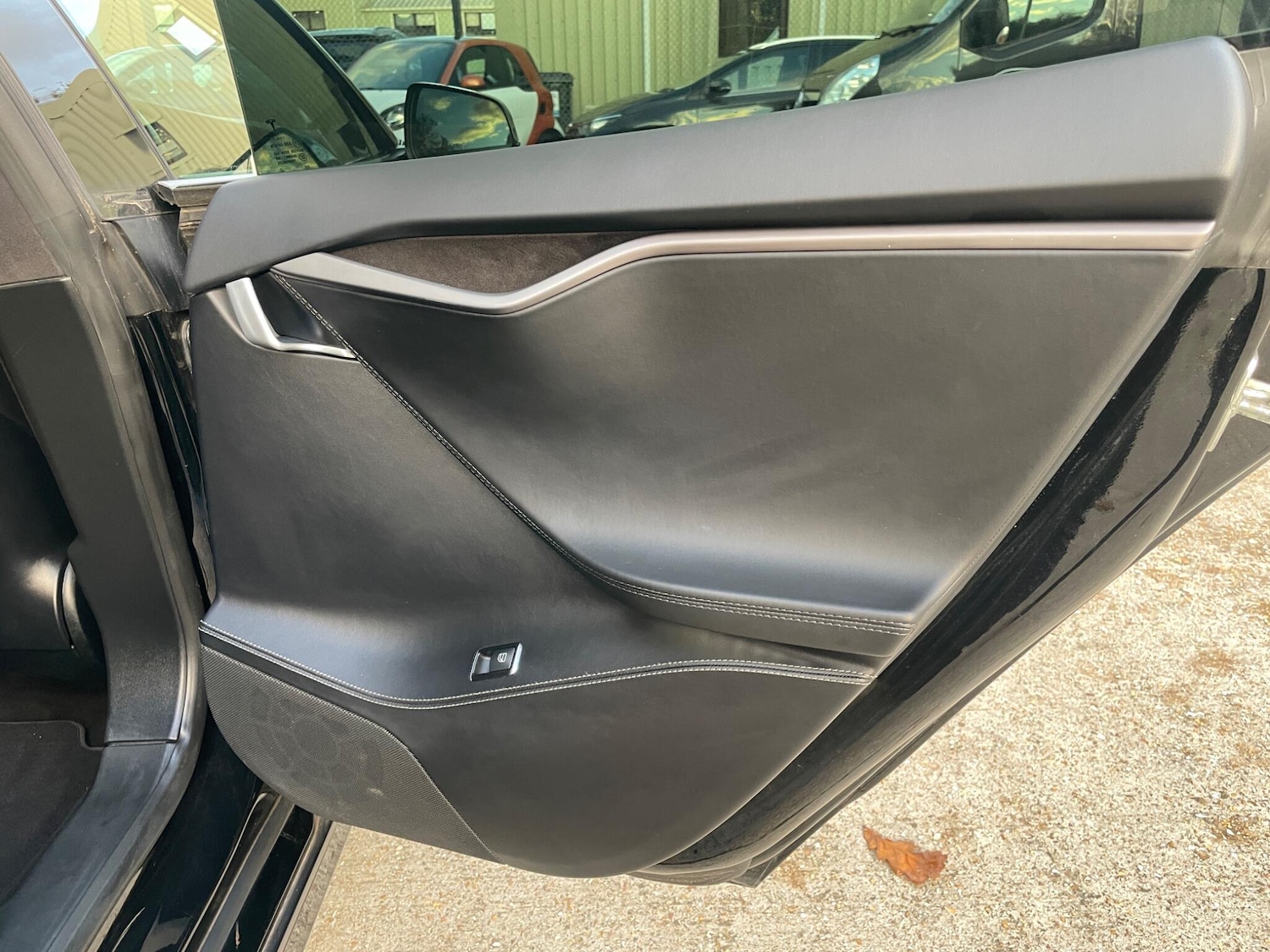 Used Tesla Model S 2019 for sale - 76645795: Photo 52