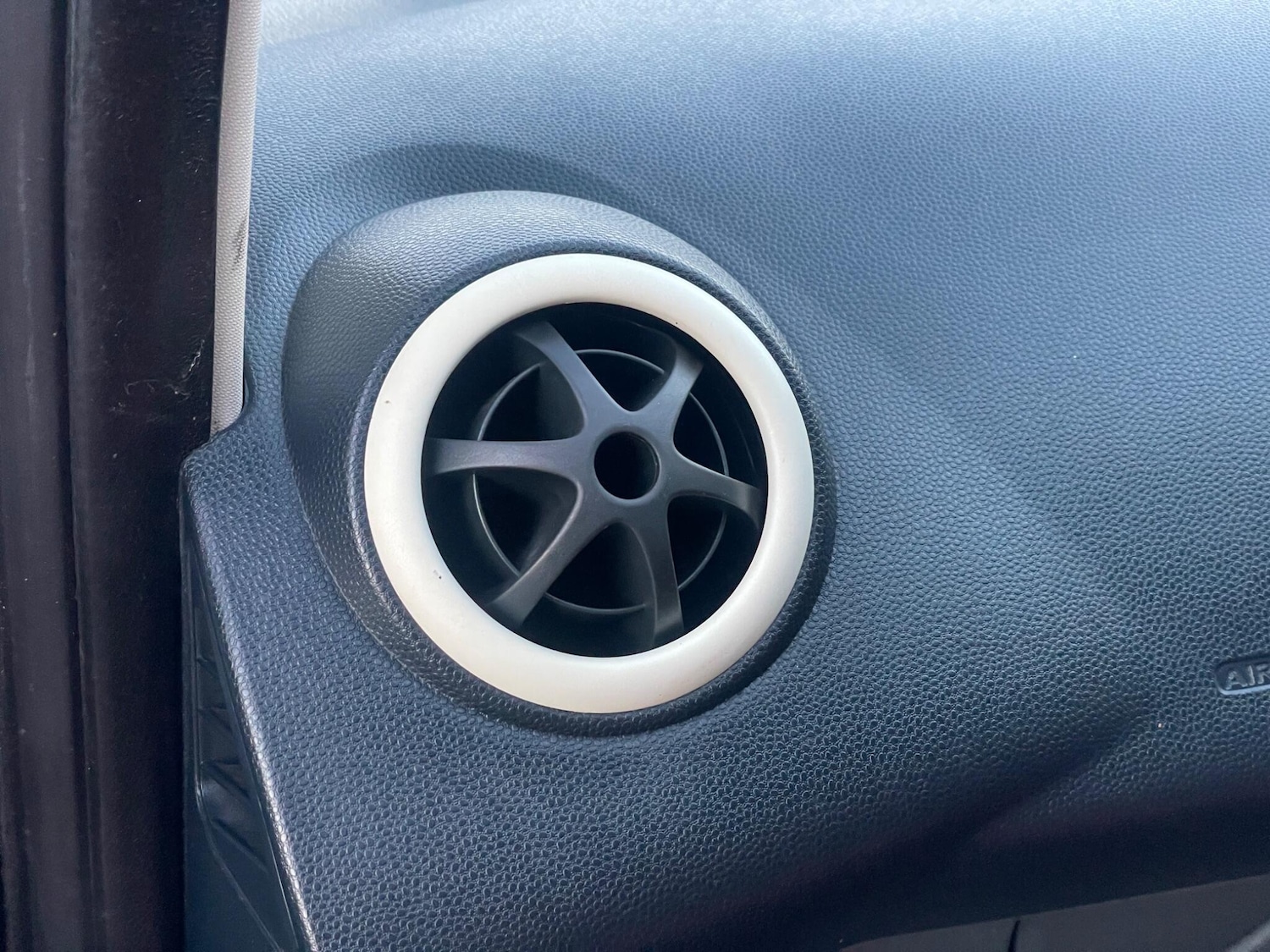 Used Ford Ka 2009 for sale - 76644957: Photo 97