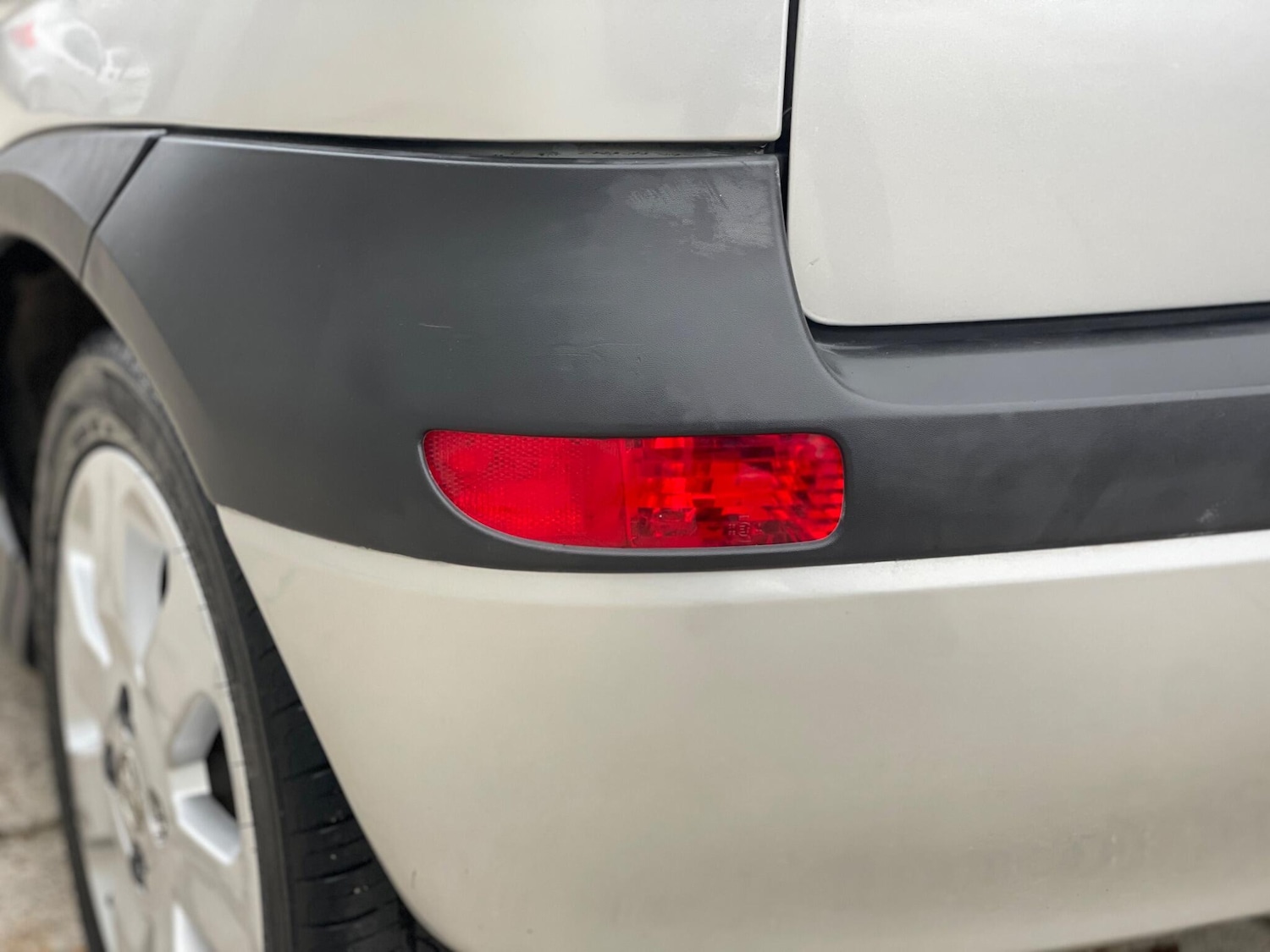 Used Vauxhall Corsa 2003 for sale - 76647640: Photo 11